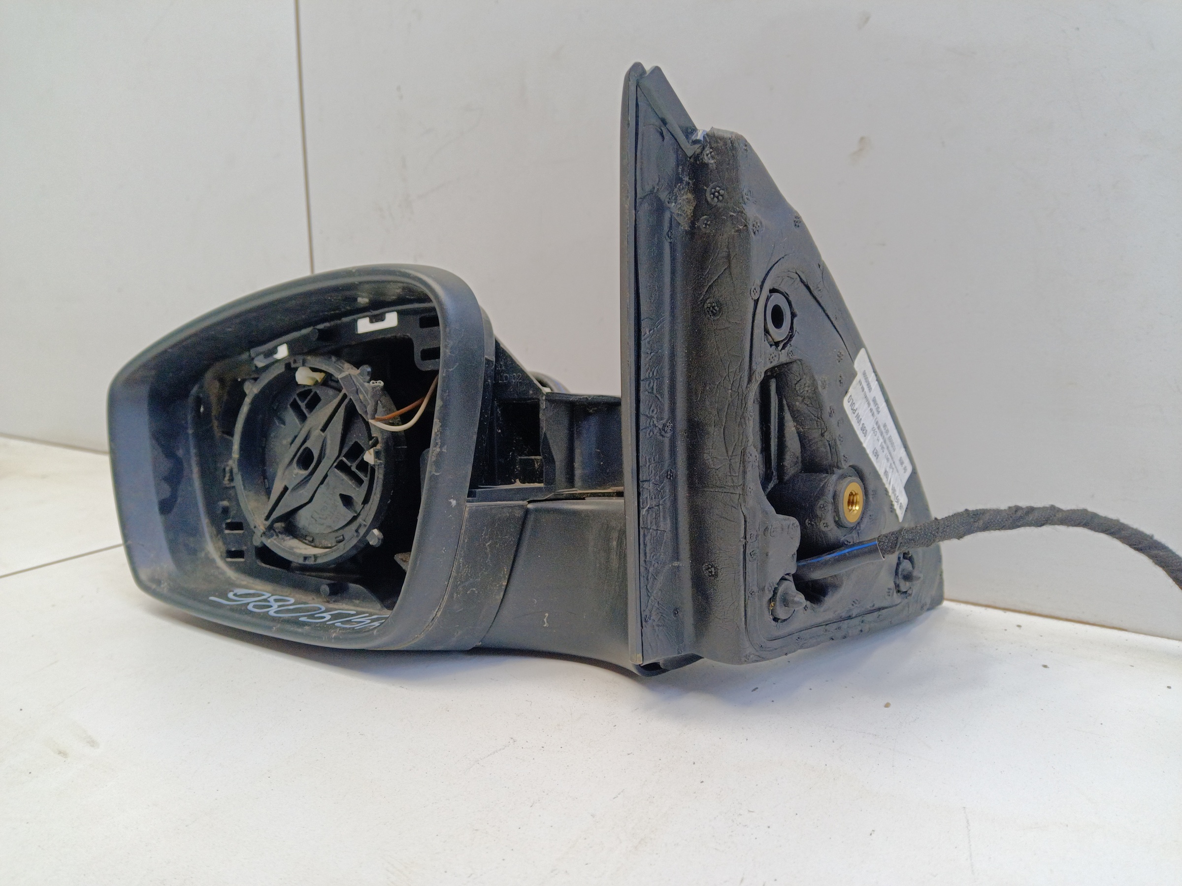 Зеркало левое Skoda Rapid 1 6 контактов