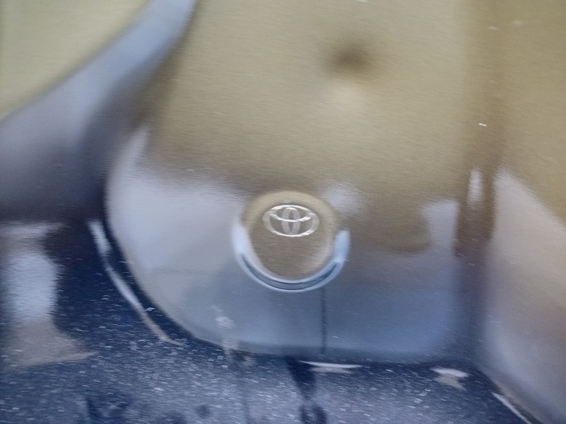 Дверь передняя правая Toyota RAV4 CA40