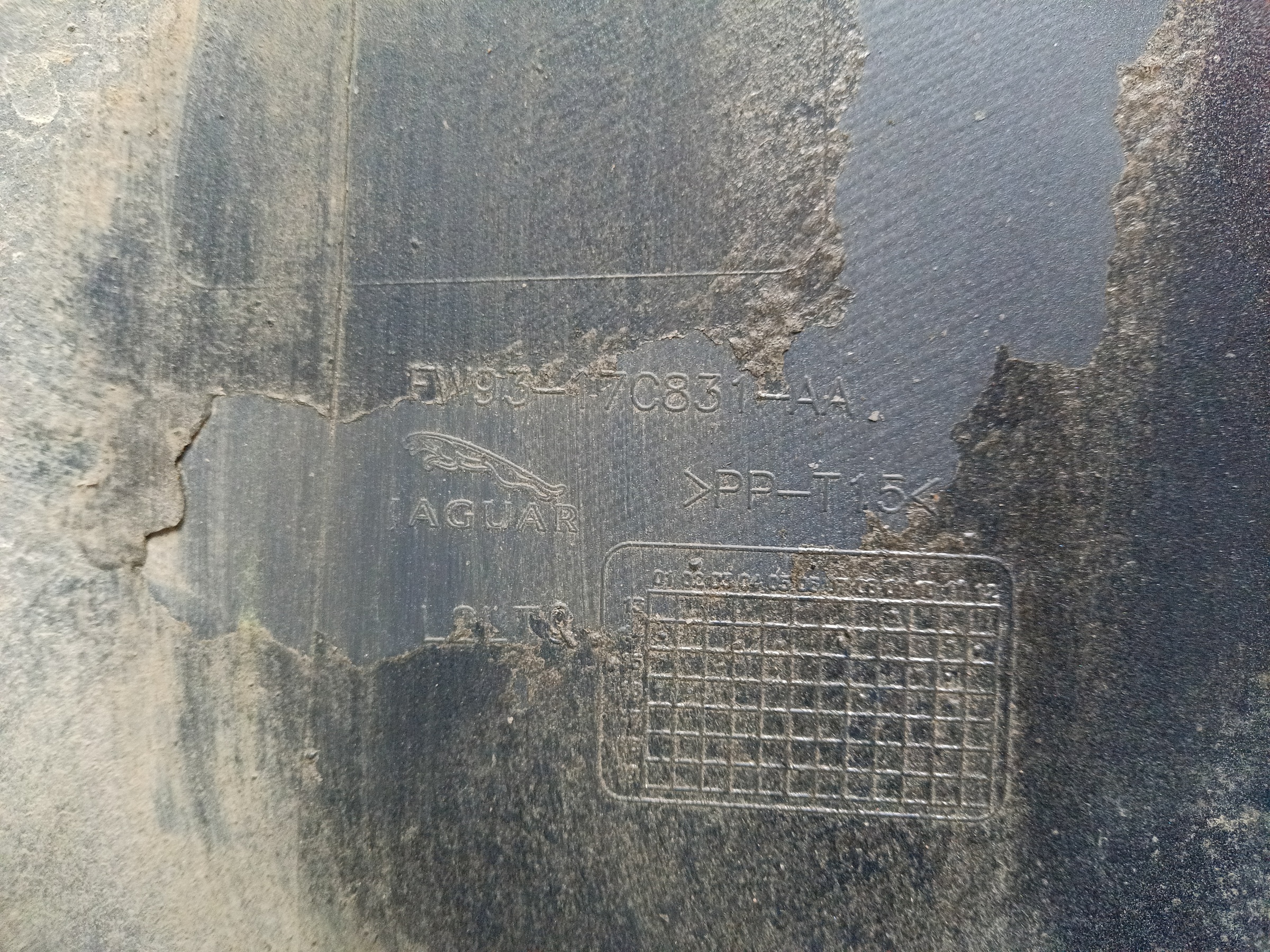 Бампер передний Jaguar XJ 4 Restail