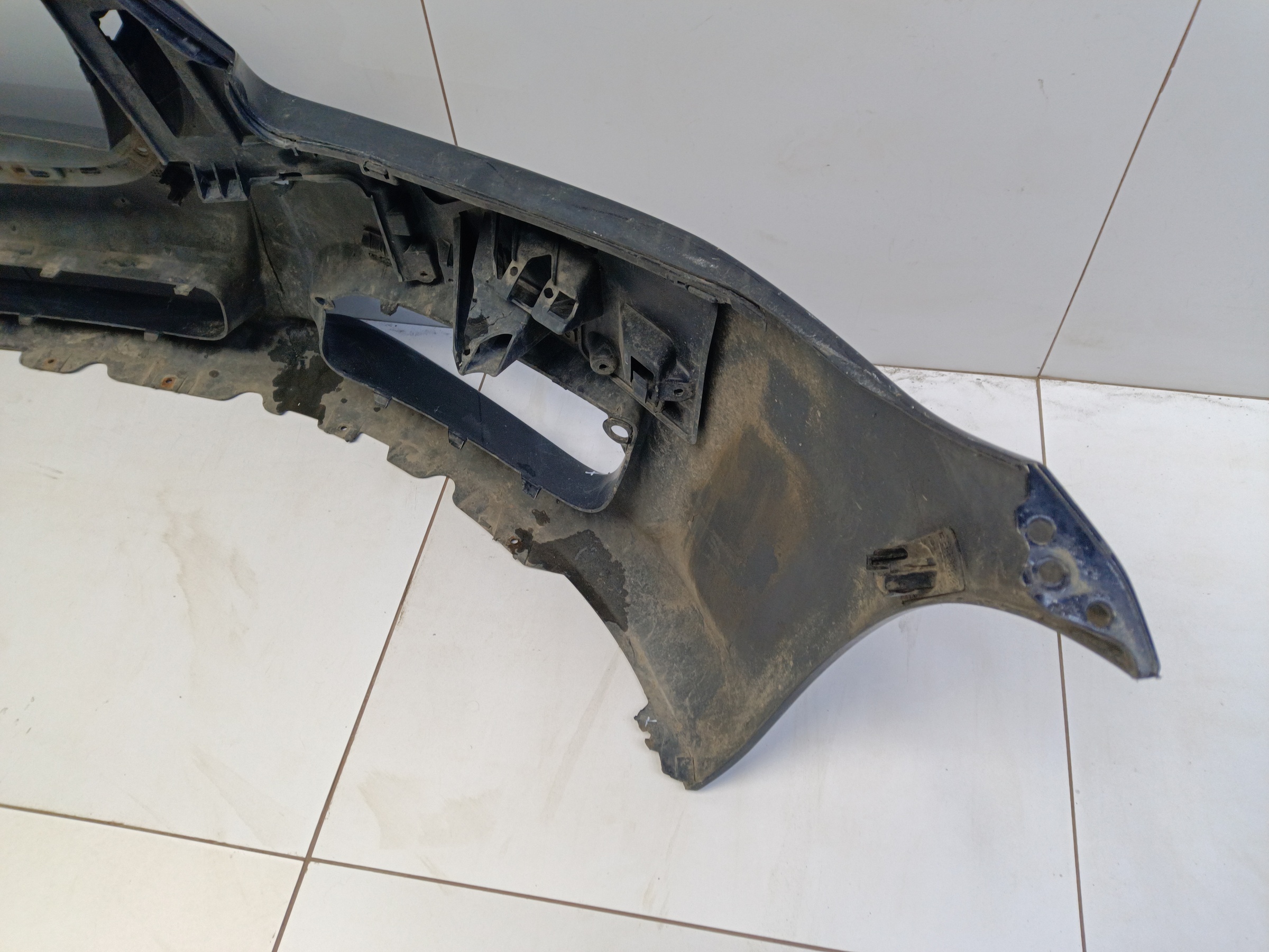 Бампер передний Jaguar XJ 4 Restail