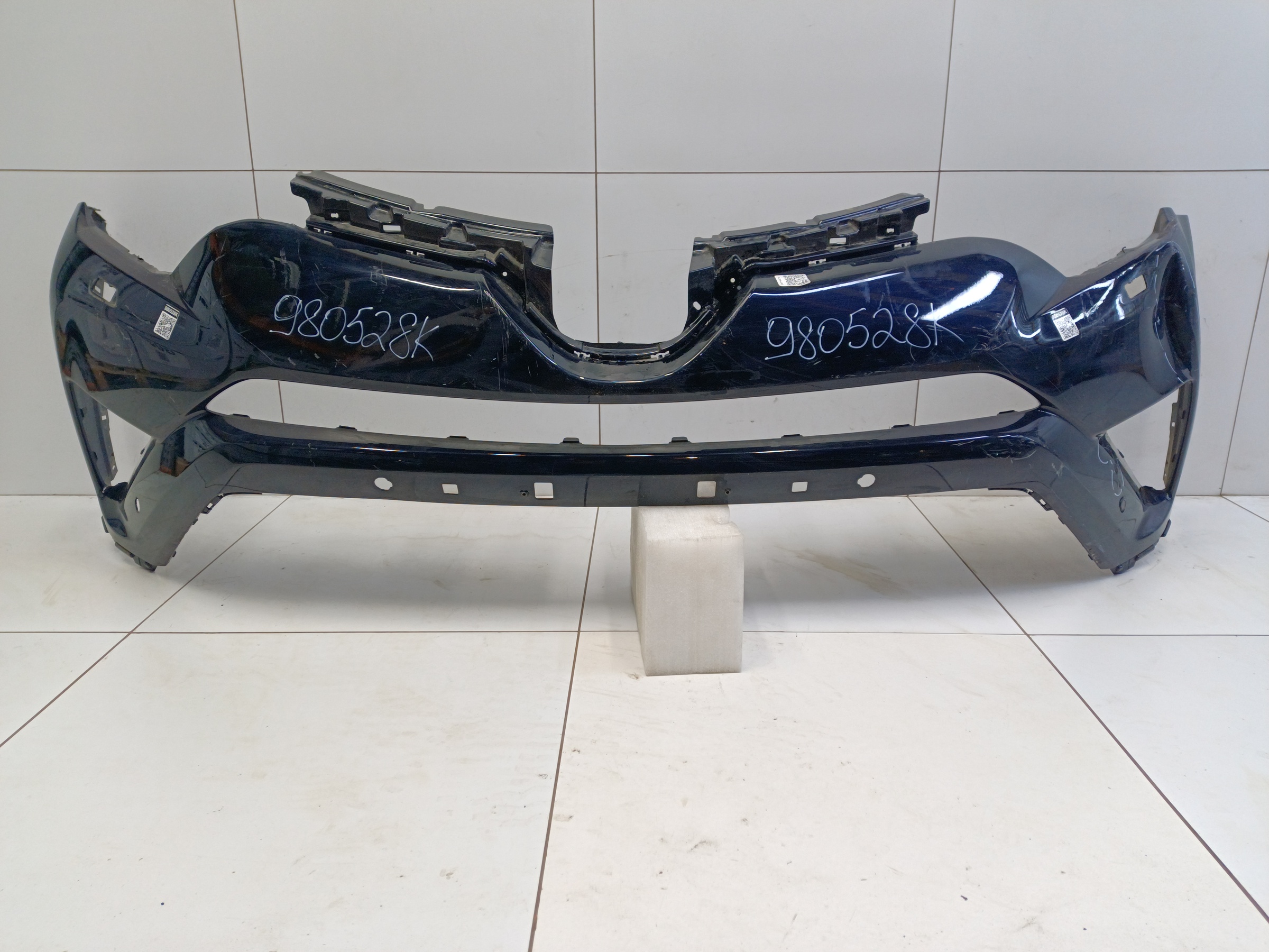 Бампер передний Toyota RAV4 CA40 Restail