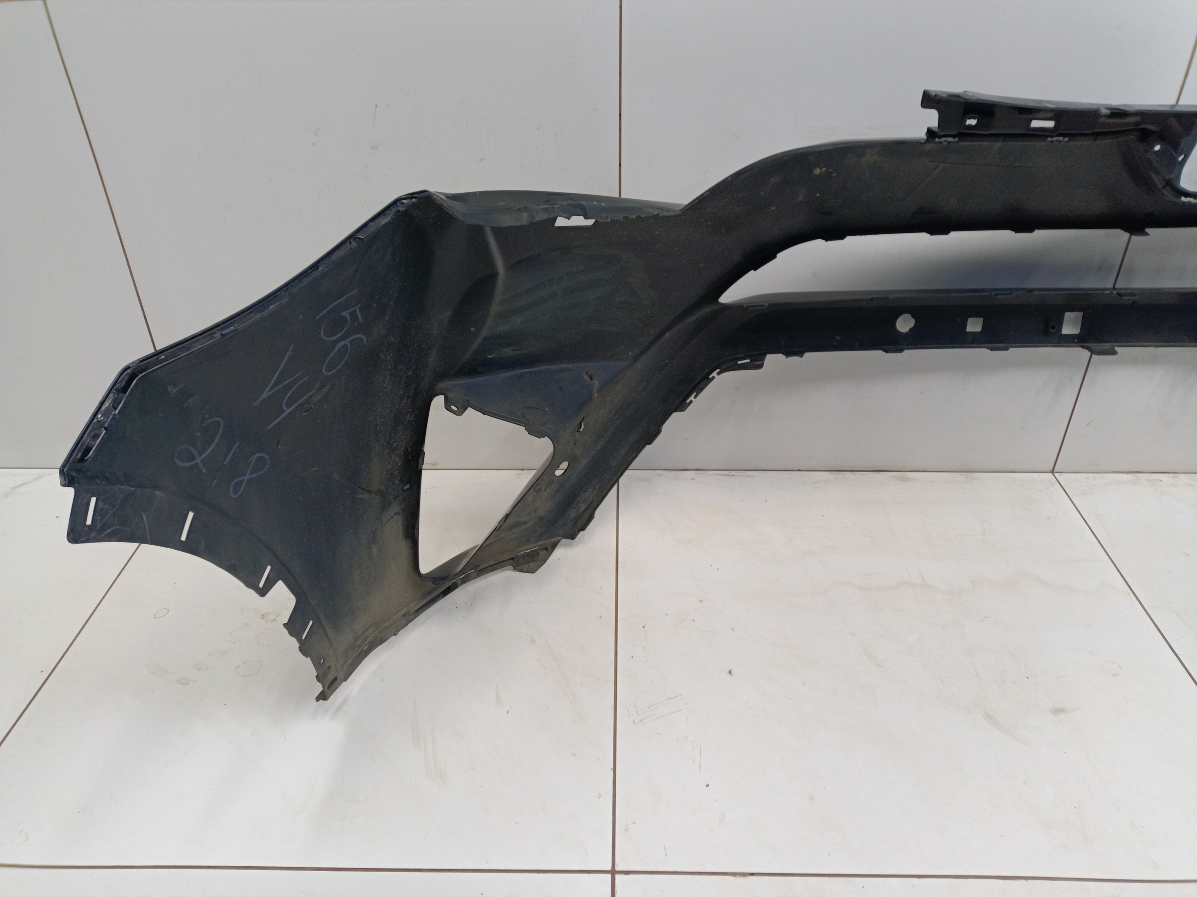 Бампер передний Toyota RAV4 CA40 Restail