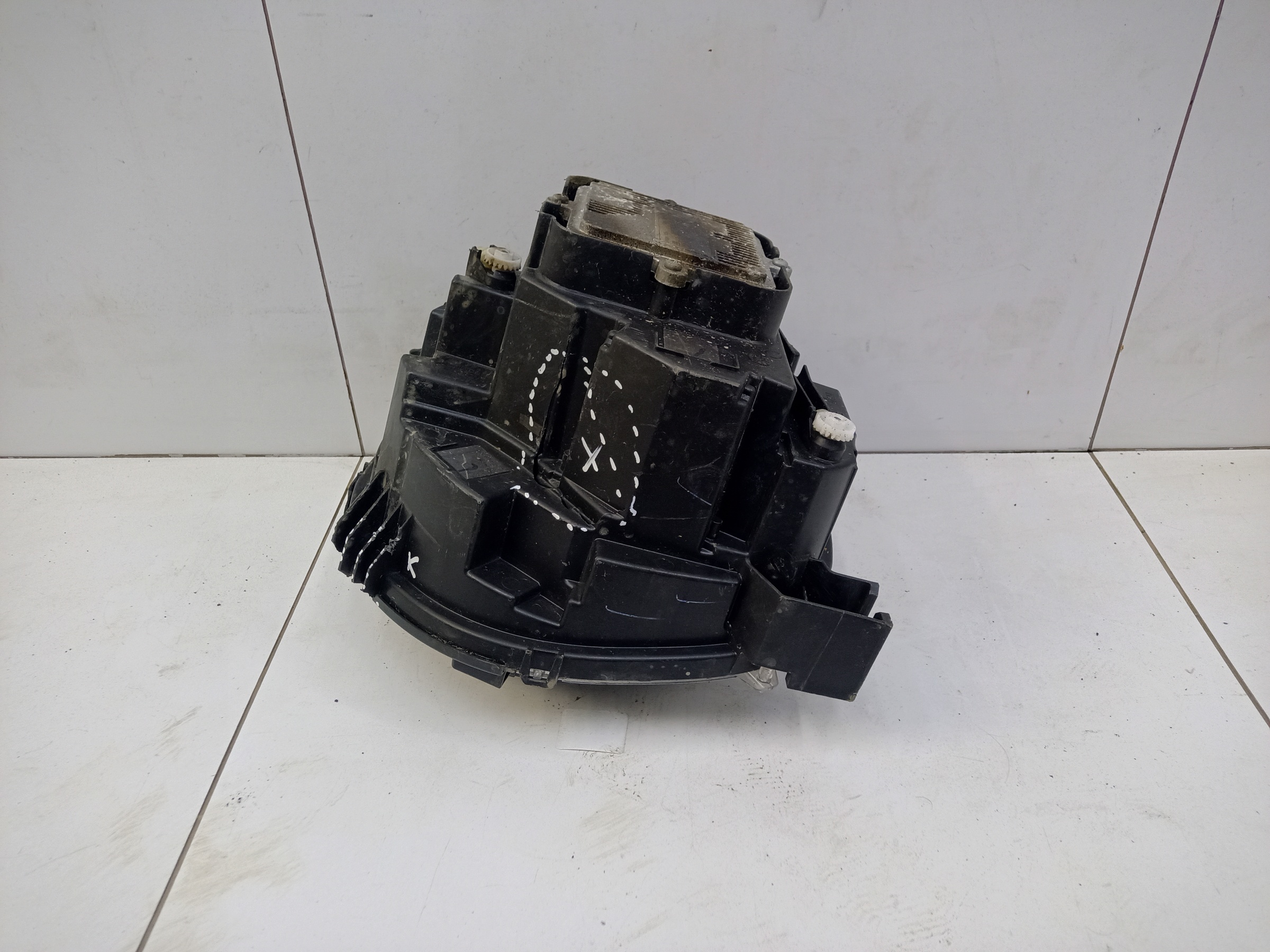 Фара передняя правая Haval Dargo LED