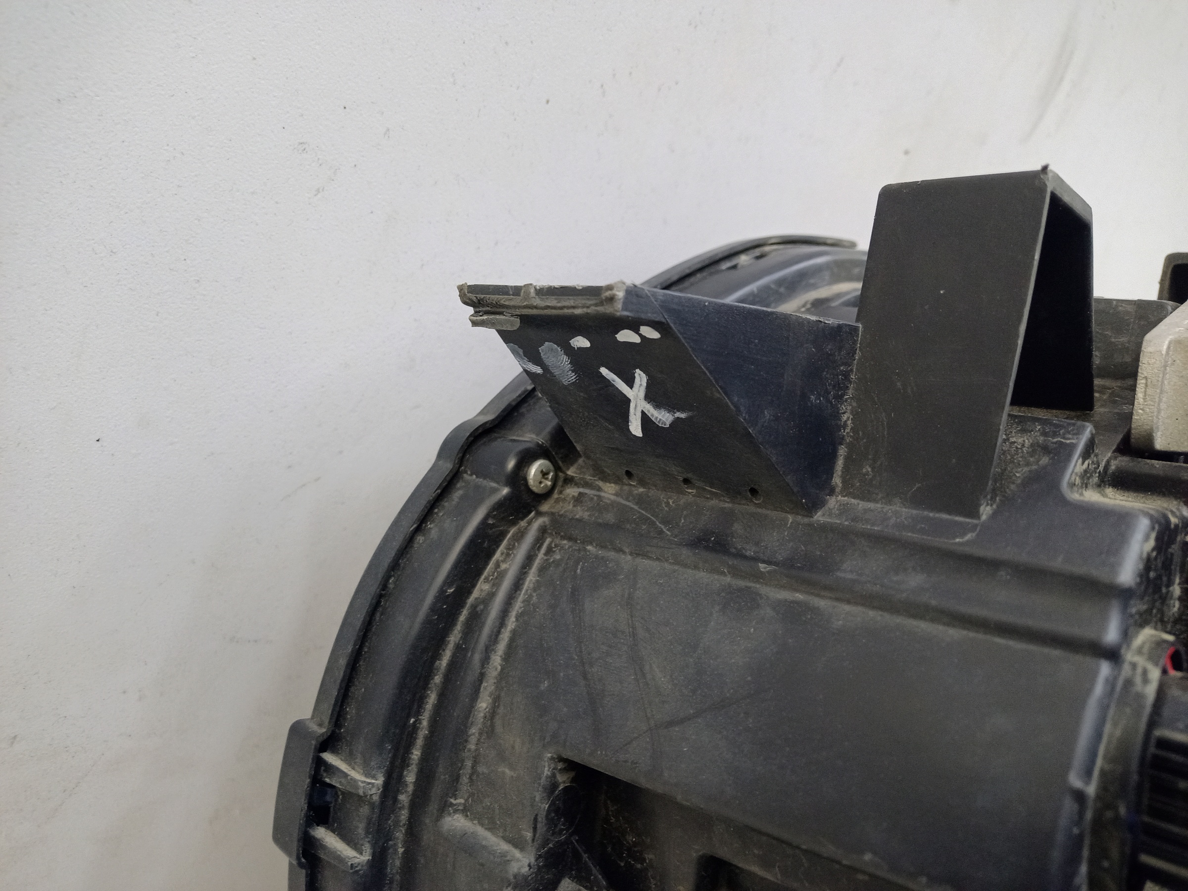 Фара передняя правая Haval Dargo LED