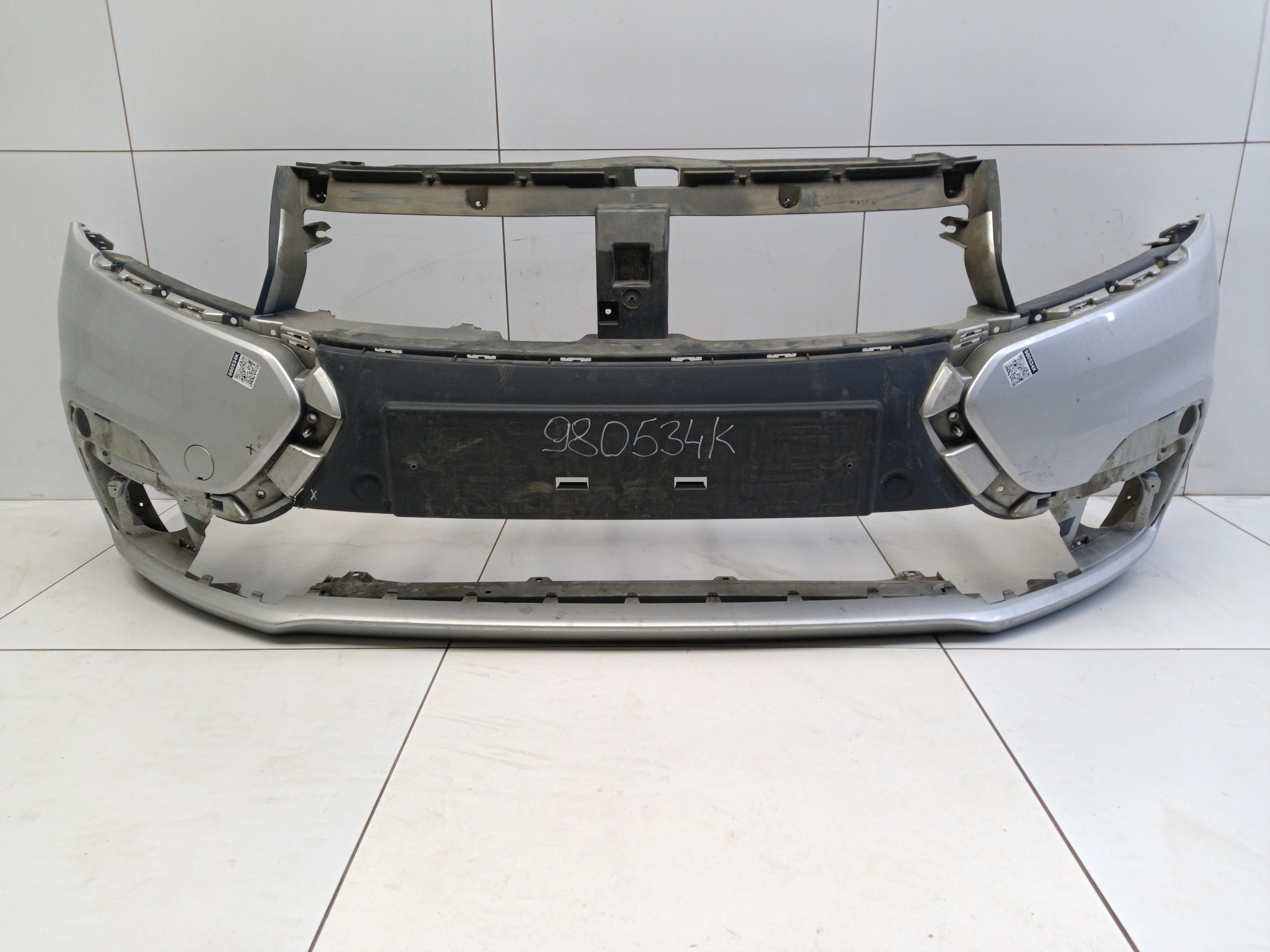 Бампер передний Lada Largus 1 Restail