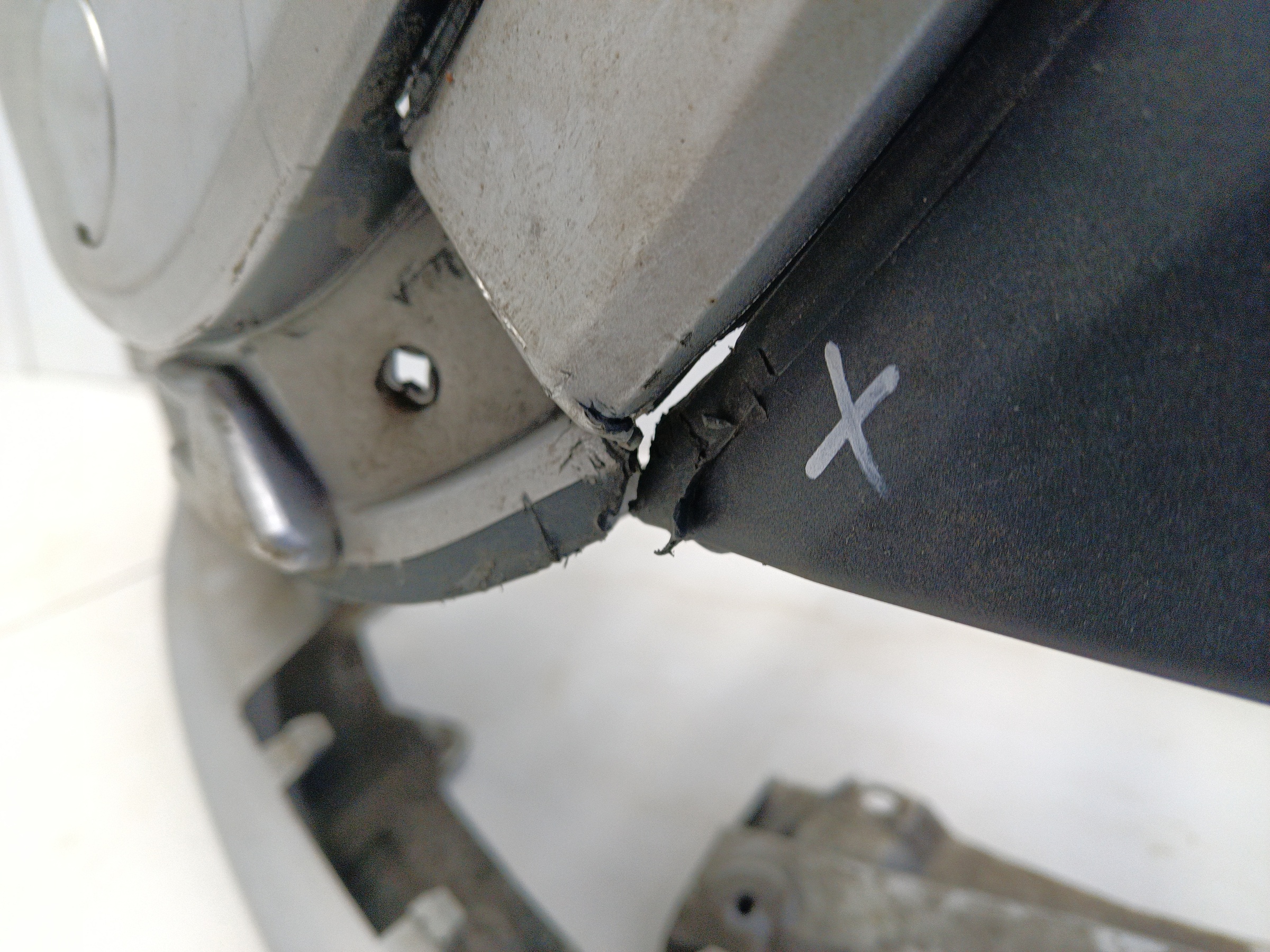 Бампер передний Lada Largus 1 Restail