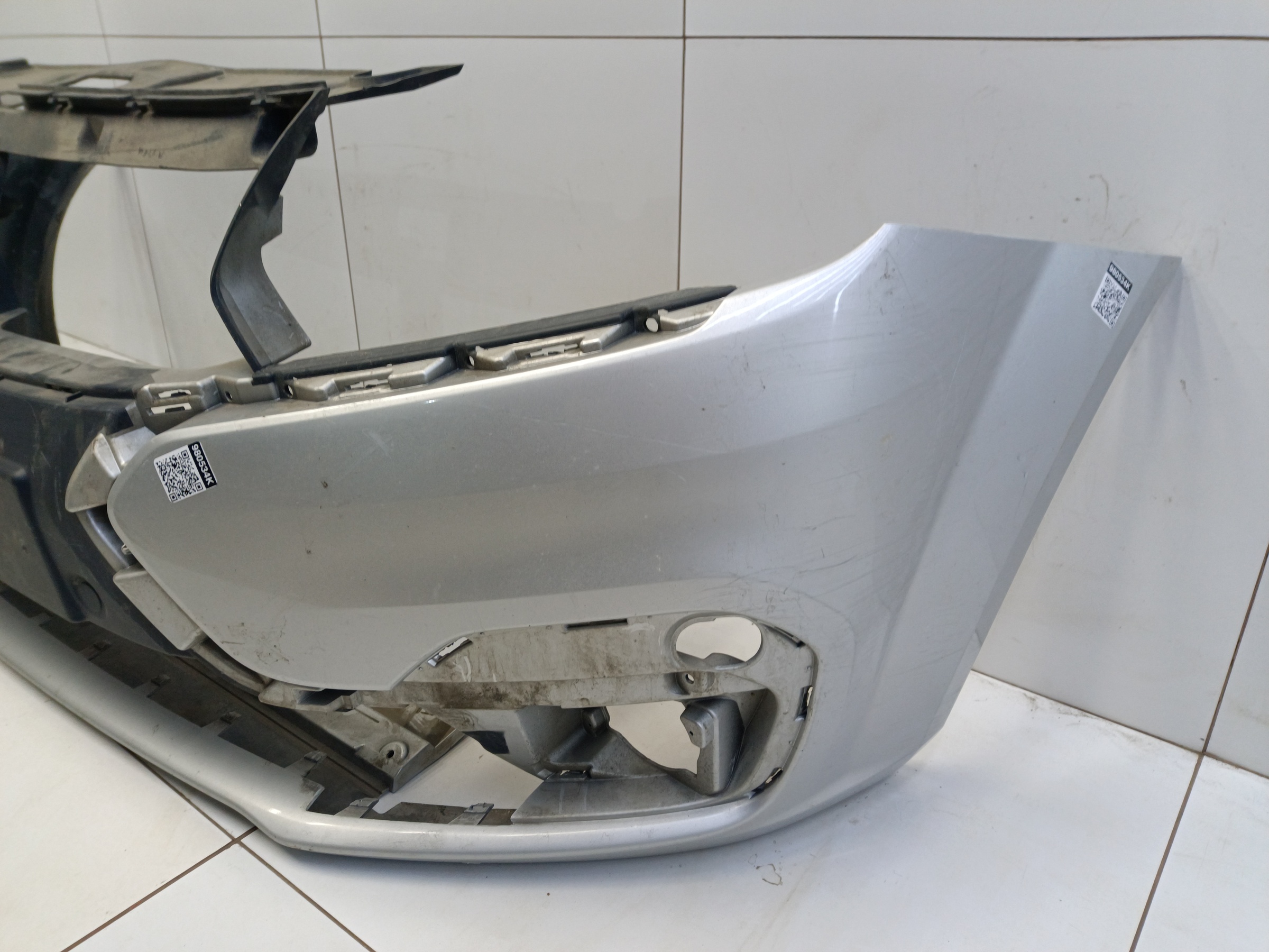 Бампер передний Lada Largus 1 Restail