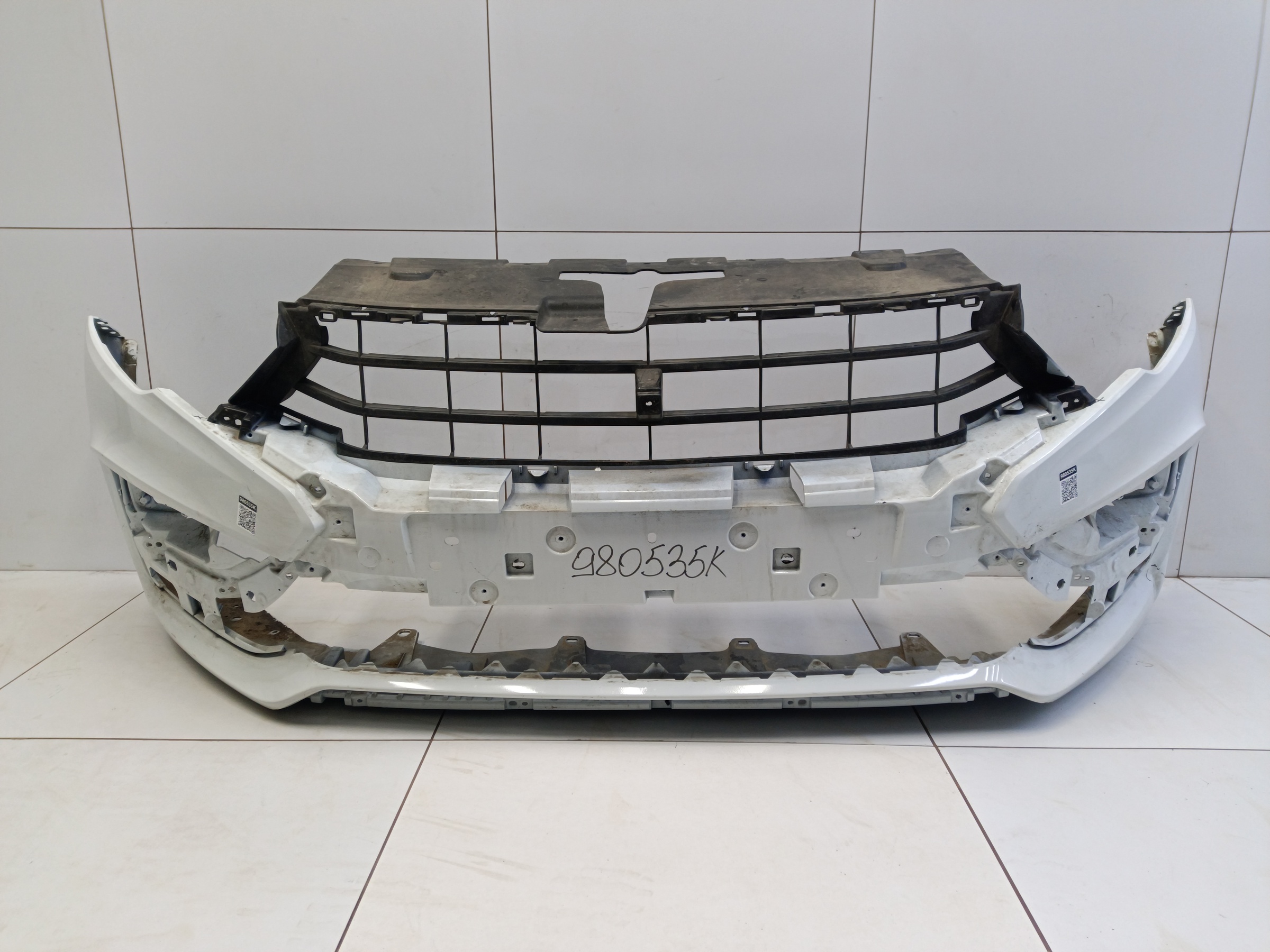 Бампер передний Lada Vesta 1 Restail