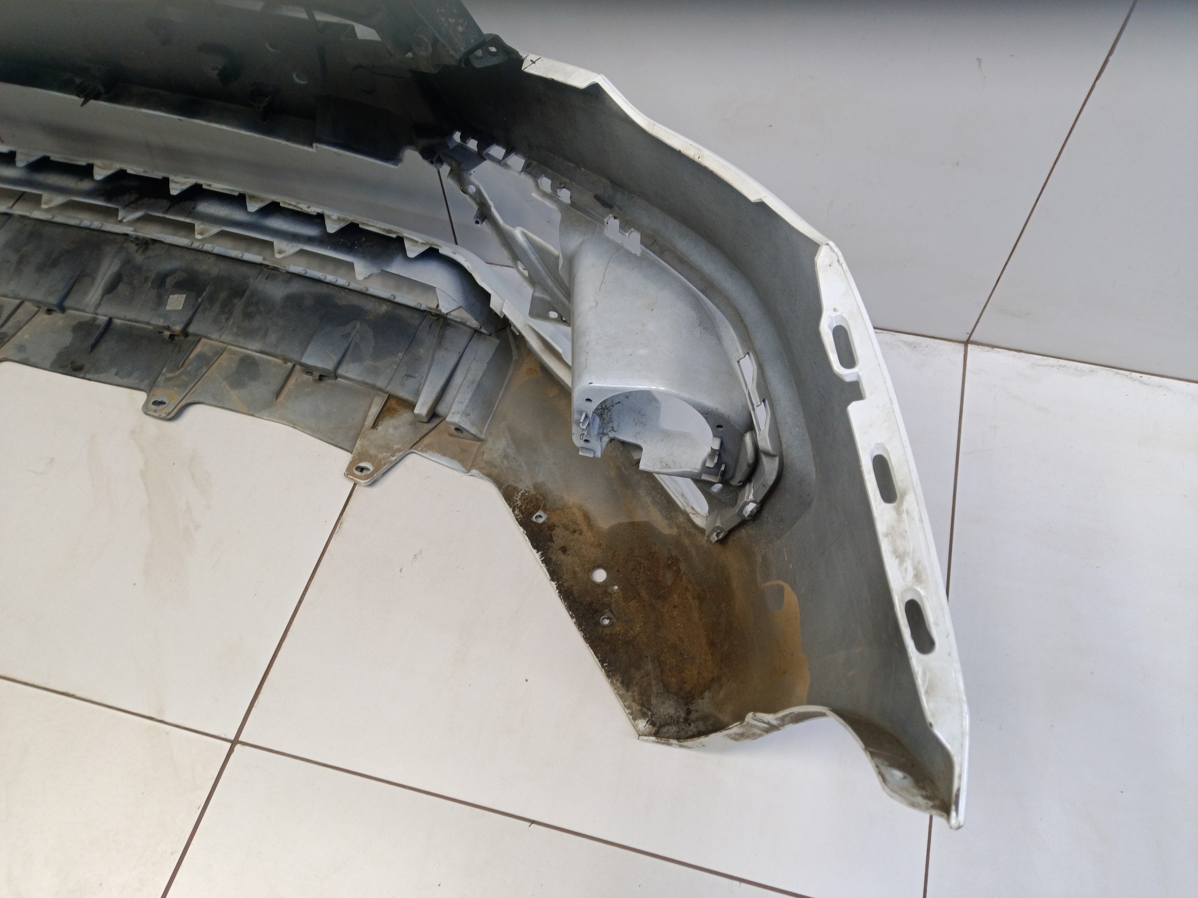 Бампер передний Lada Vesta 1 Restail