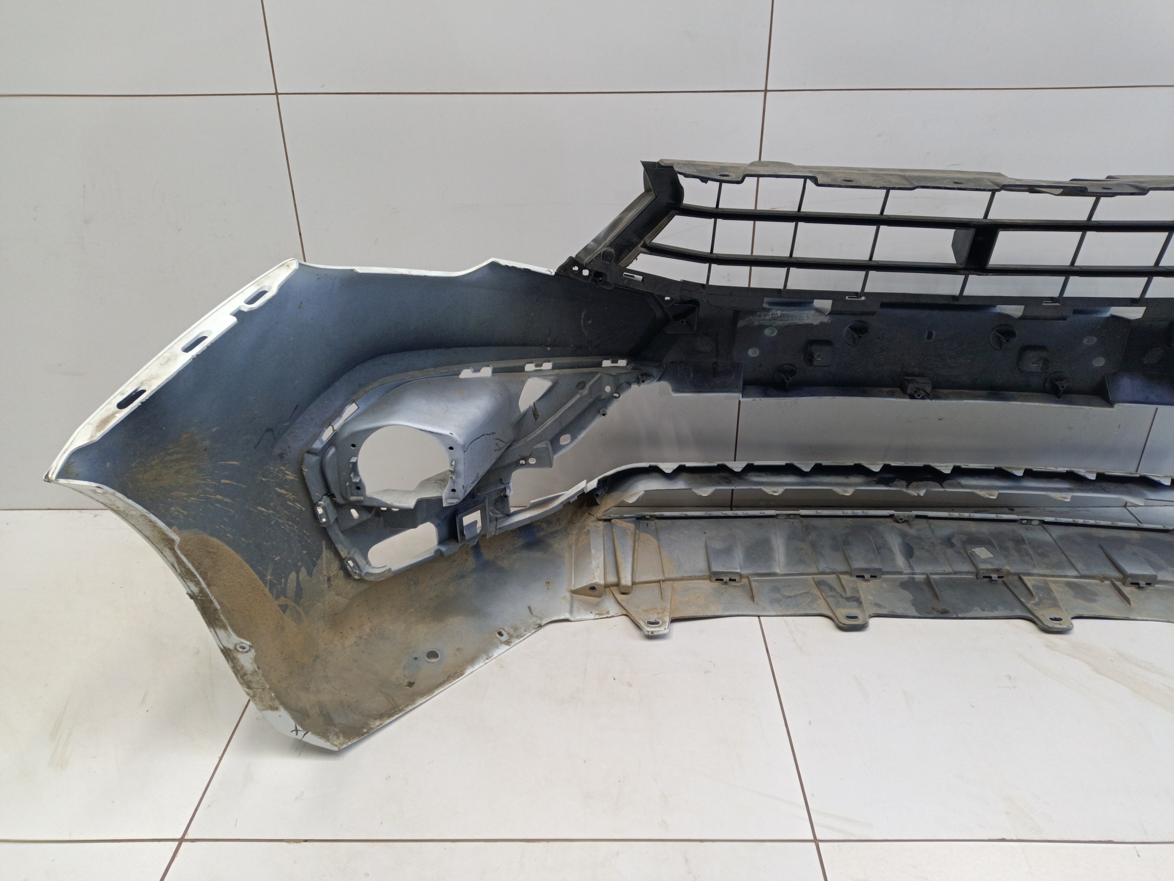 Бампер передний Lada Vesta 1 Restail