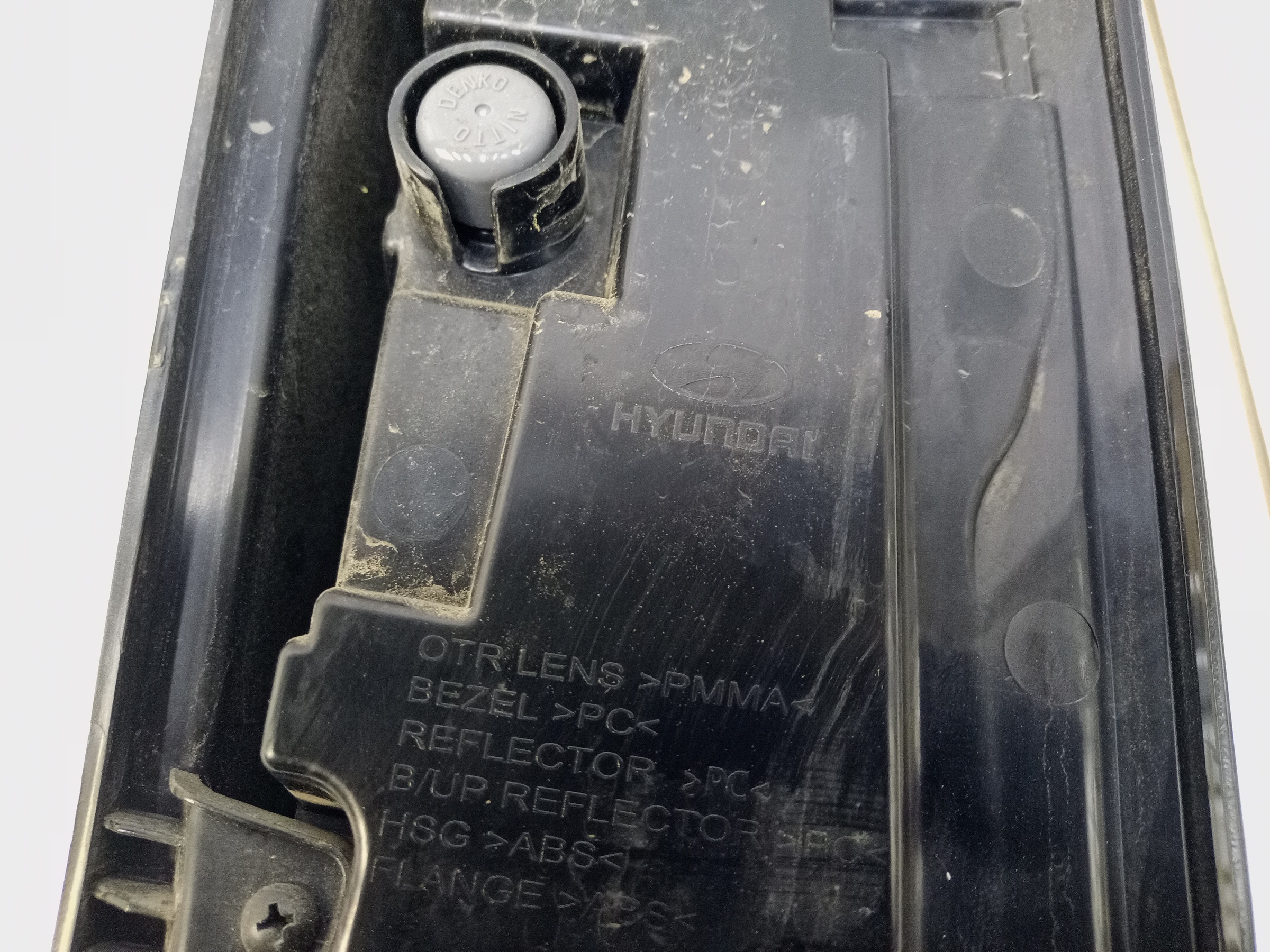 Фонарь задний левый Hyundai Staria LED