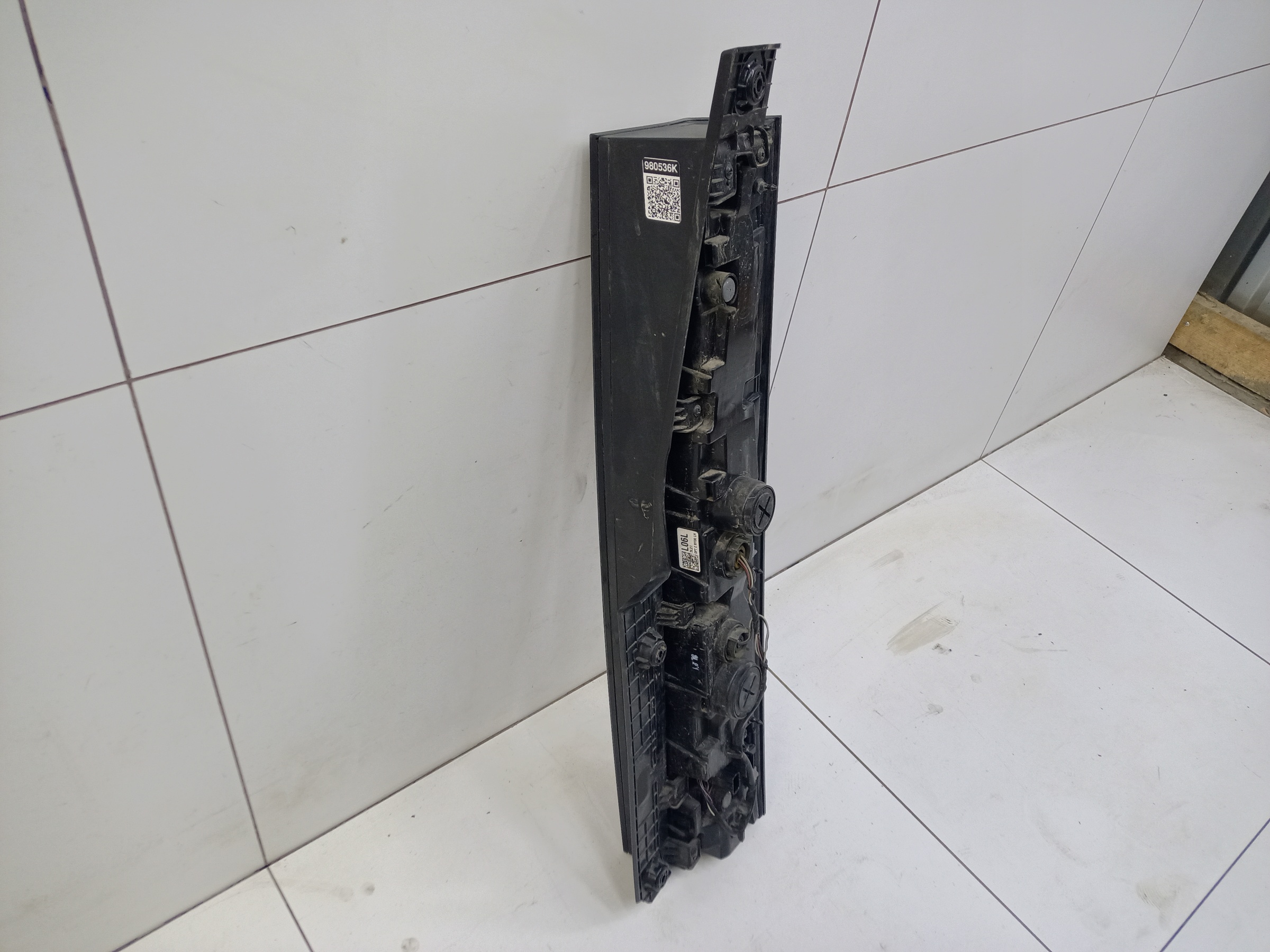 Фонарь задний левый Hyundai Staria LED