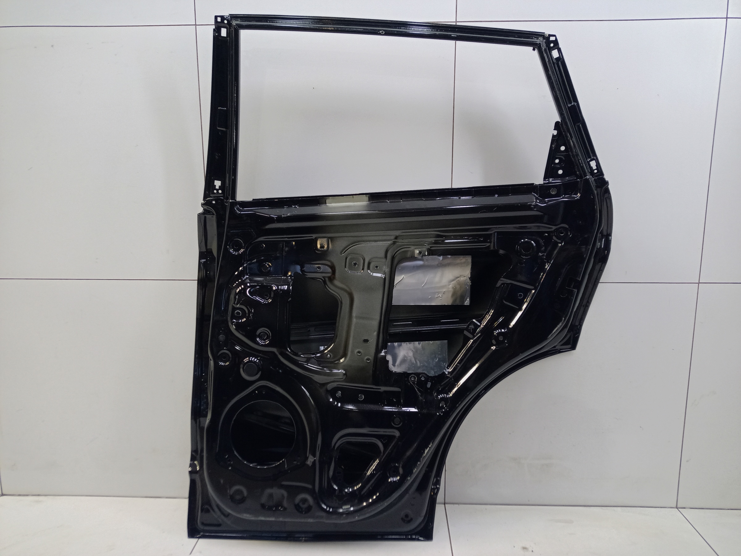 Дверь задняя правая Geely Coolray