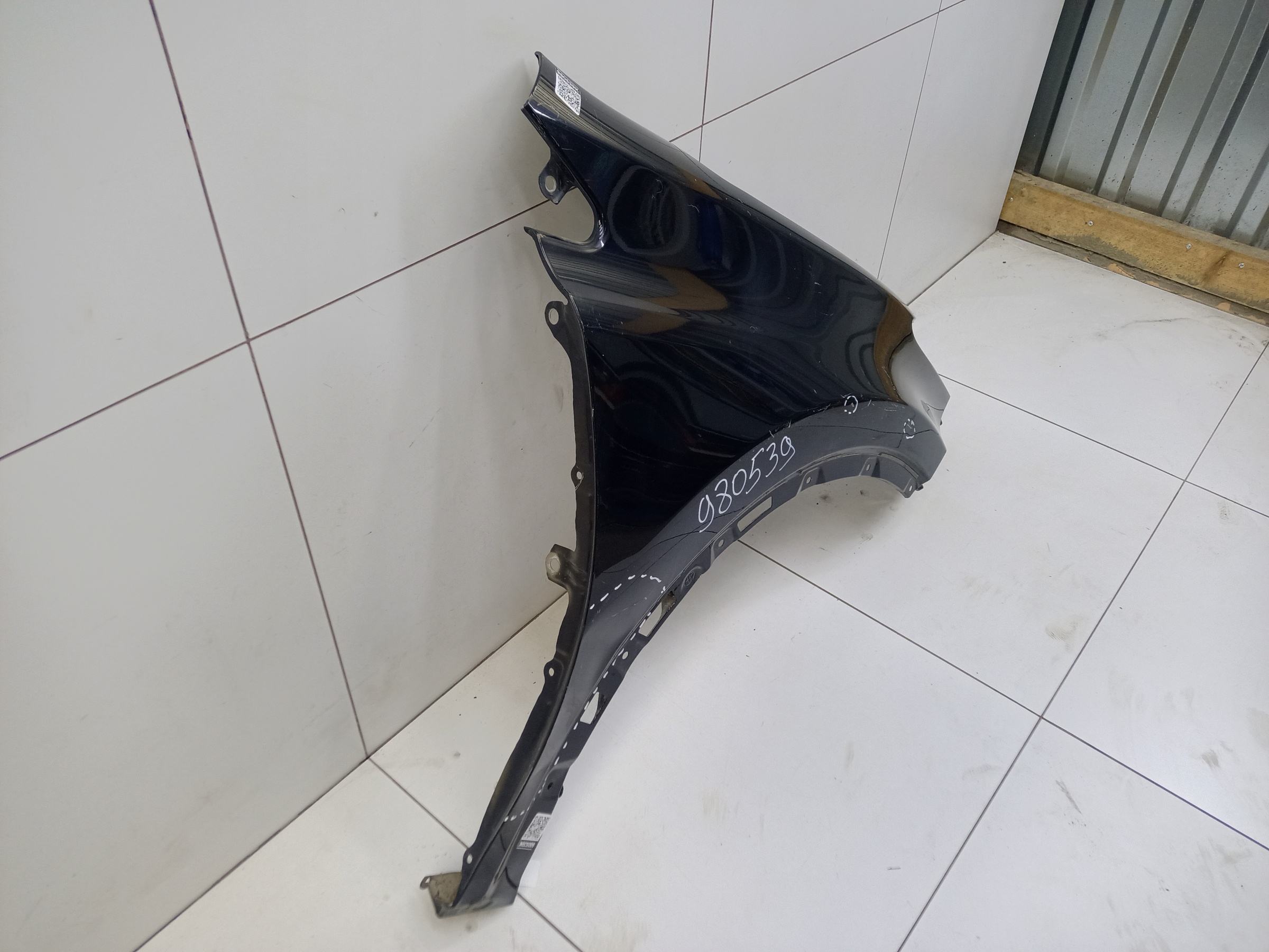 Крыло переднее правое Toyota RAV4 CA40