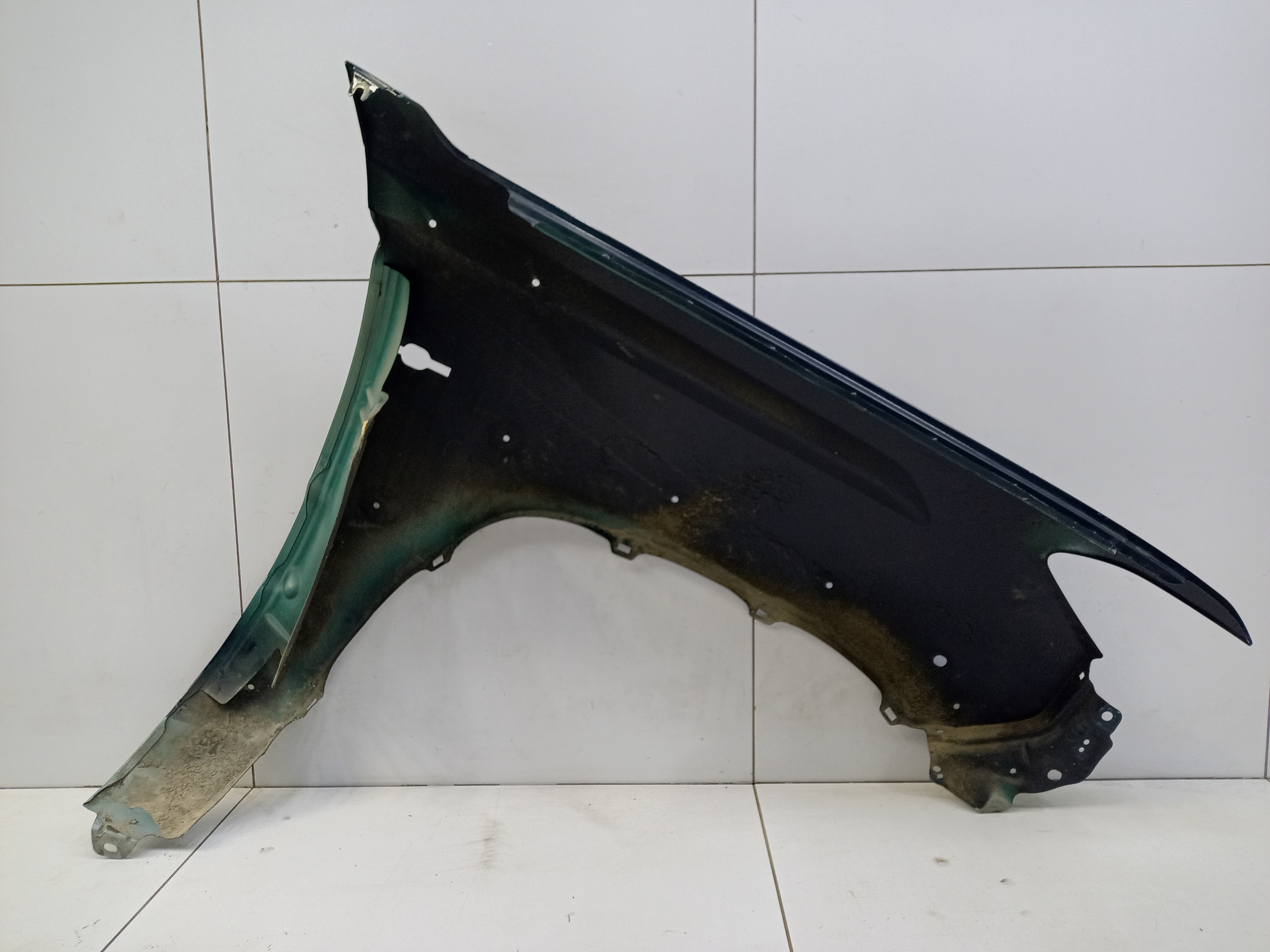 Крыло переднее левое Lada Niva Travel