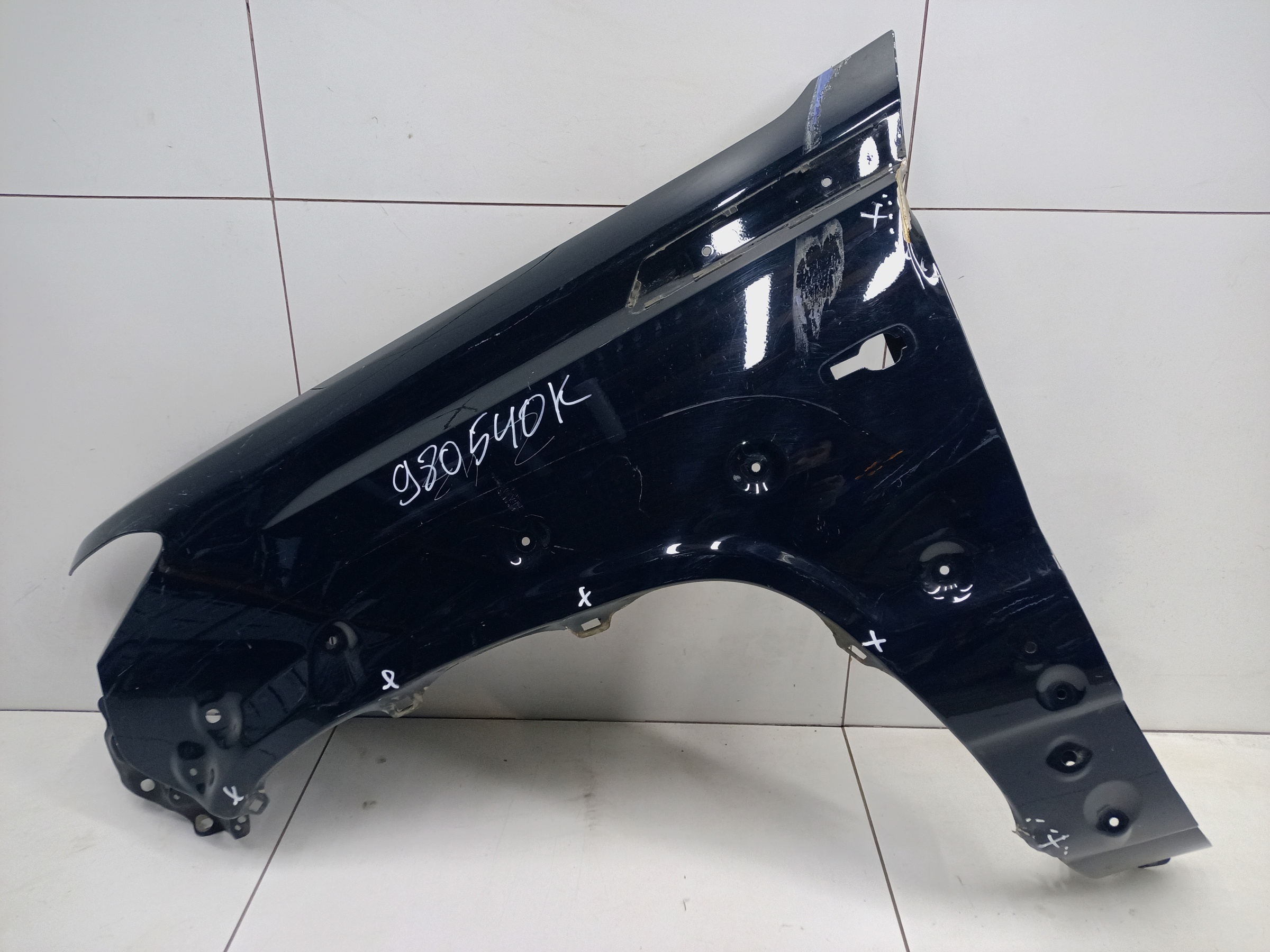 Крыло переднее левое Lada Niva Travel