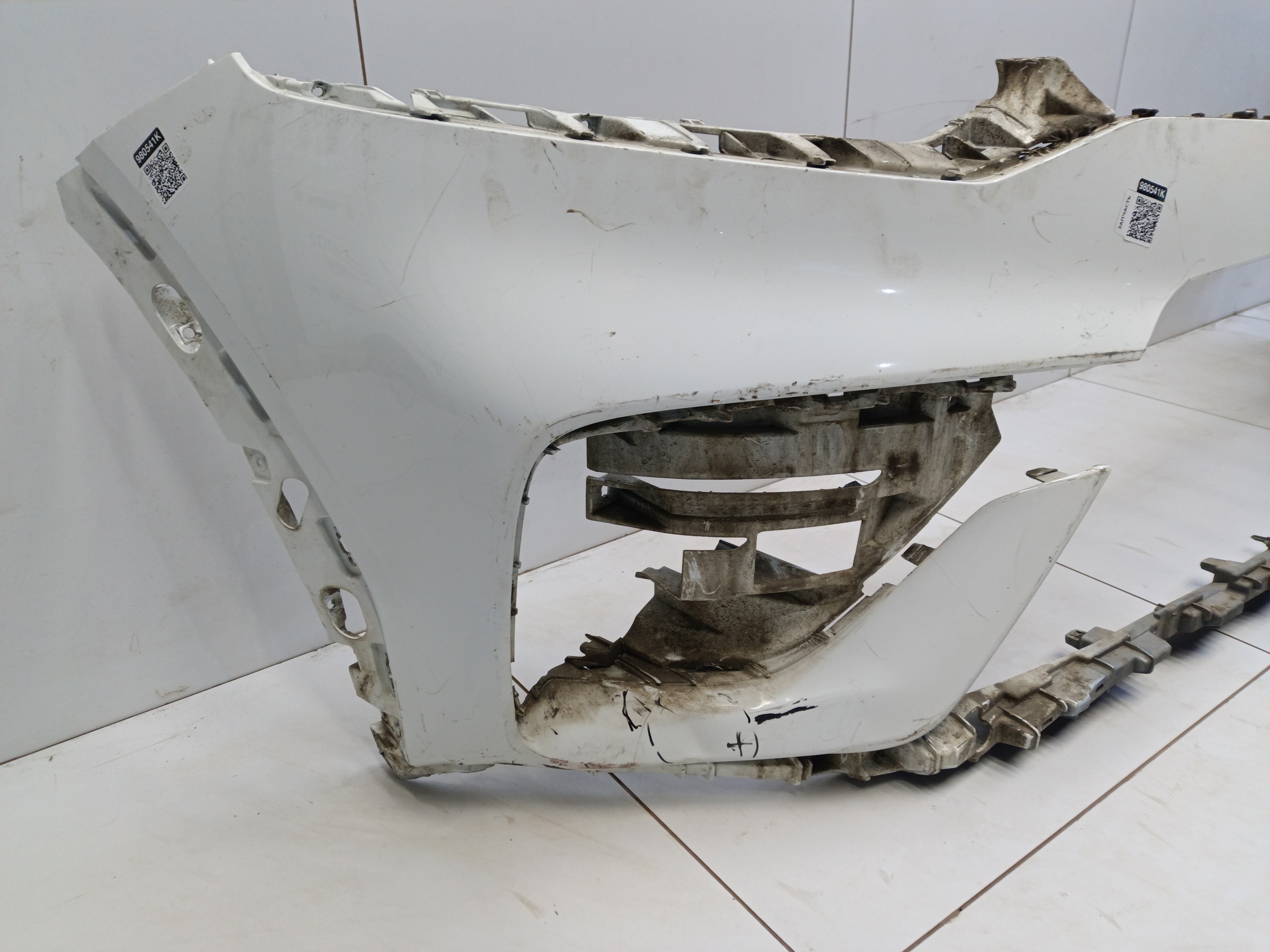 Бампер передний Geely Tugella 1