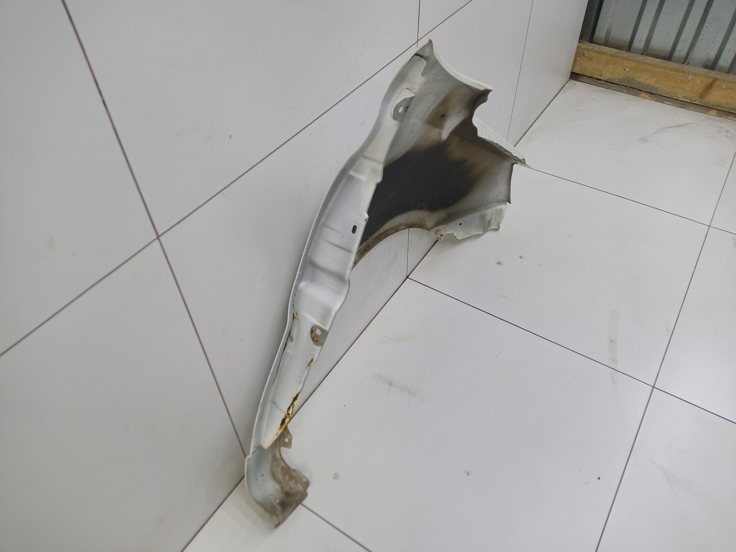 Крыло переднее левое Lada Granta 1 Restail без повторителя