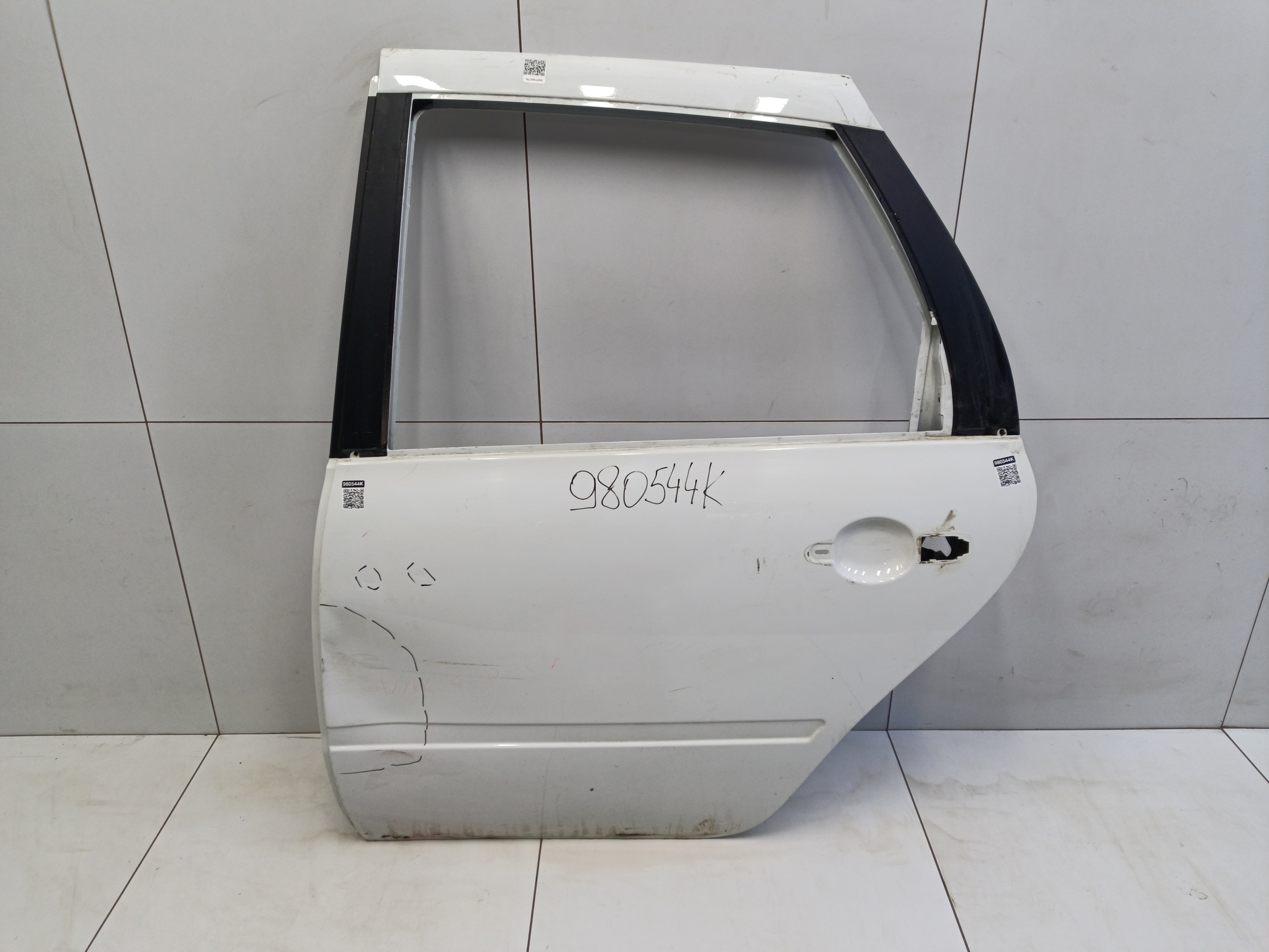 Дверь задняя левая Lada Granta 1 Sedan