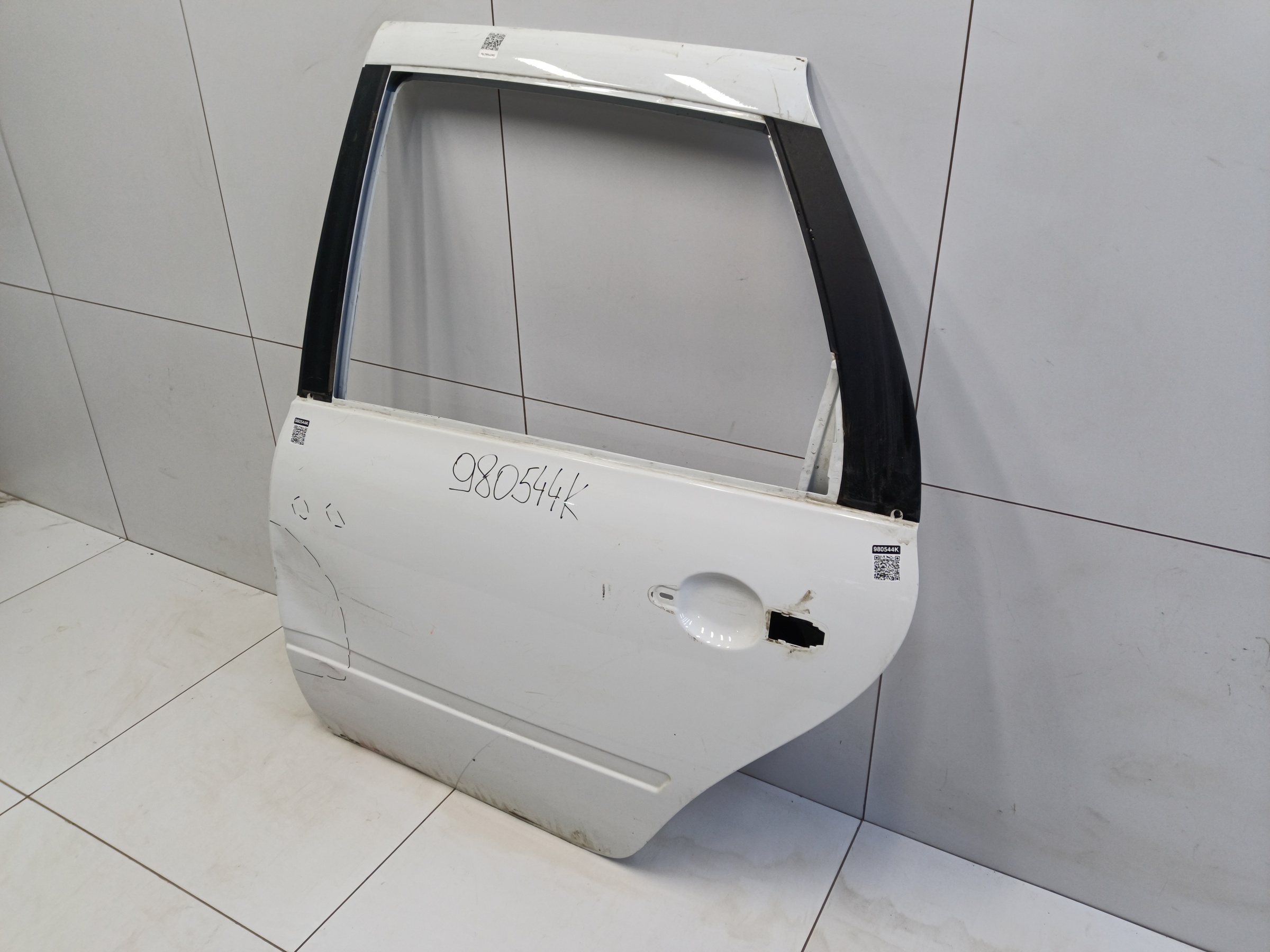 Дверь задняя левая Lada Granta 1 Sedan