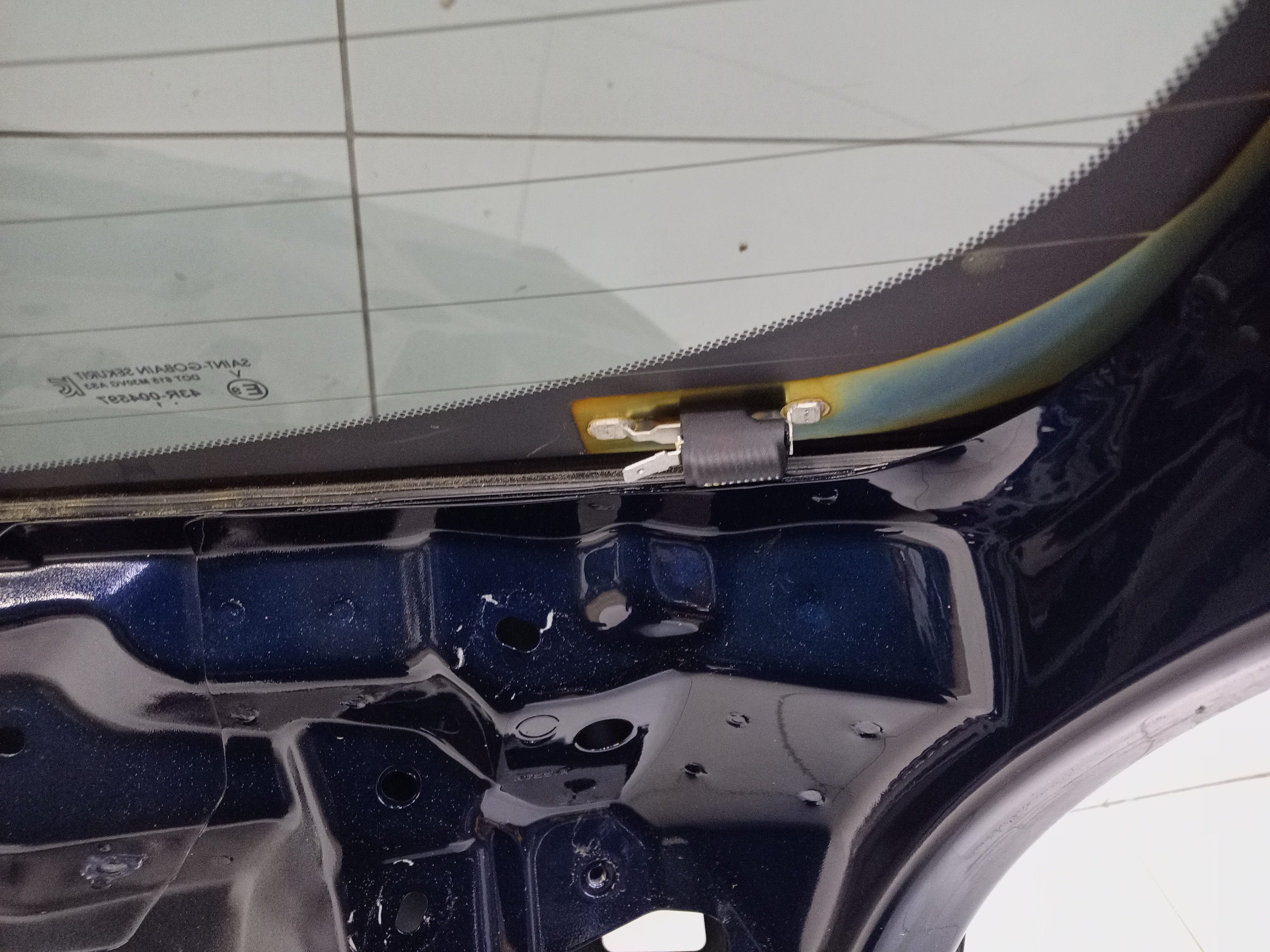 Крышка багажника Infiniti QX55