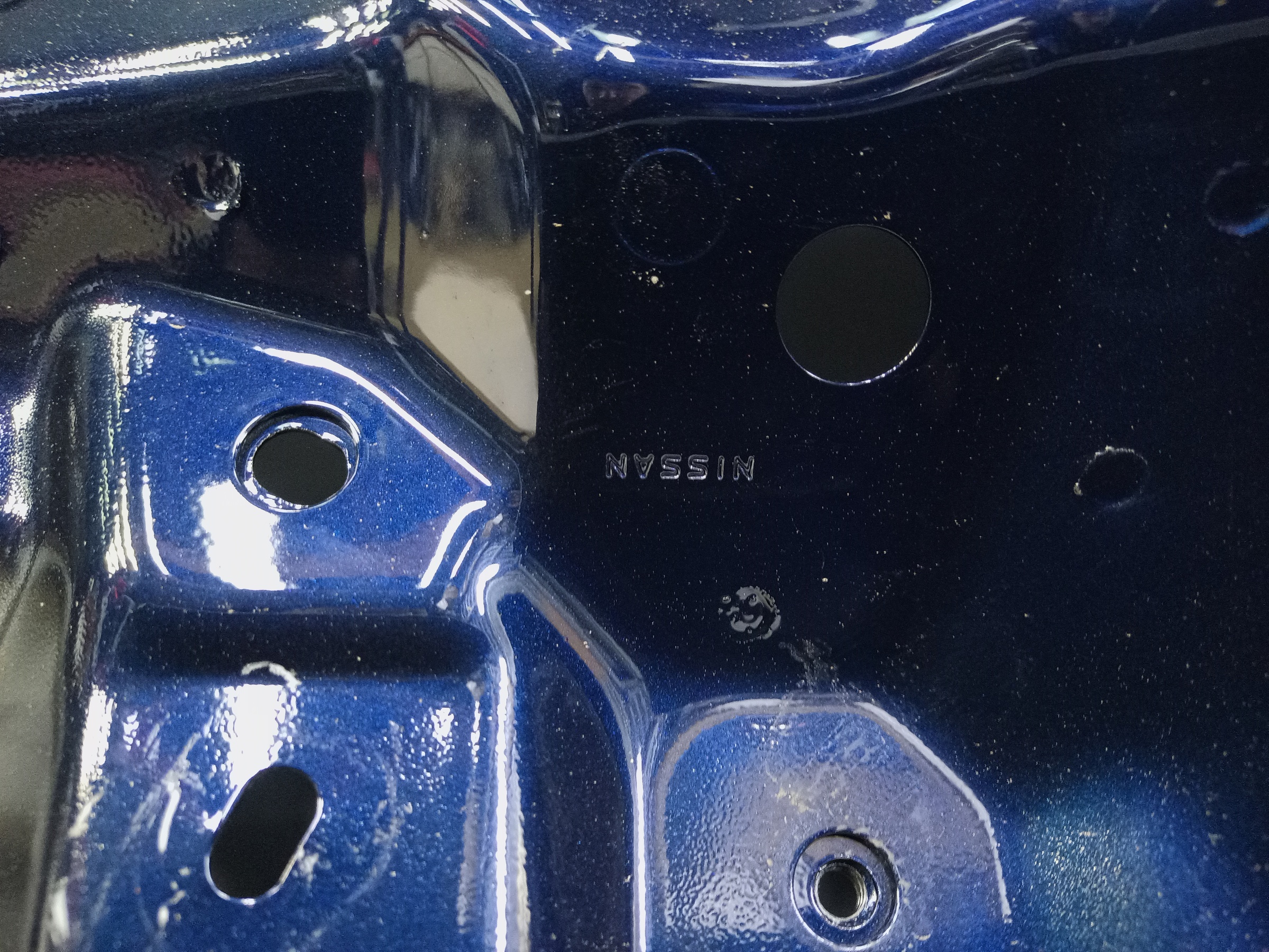 Крышка багажника Infiniti QX55