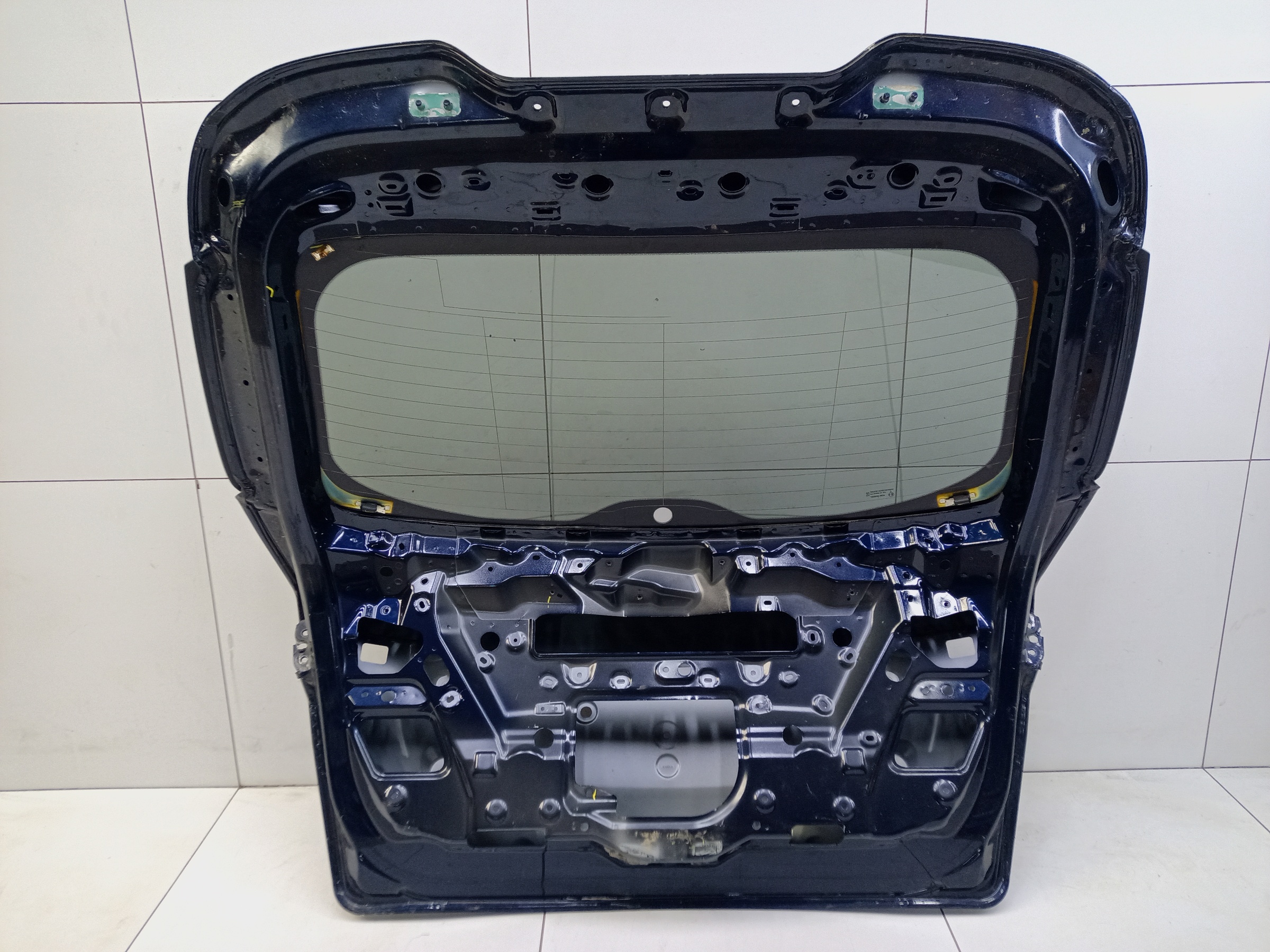 Крышка багажника Infiniti QX55