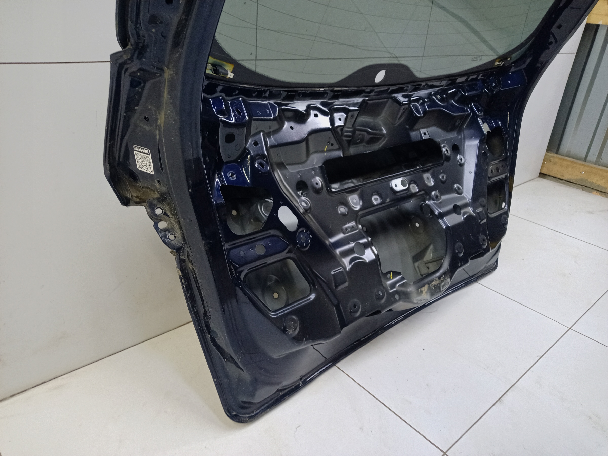 Крышка багажника Infiniti QX55