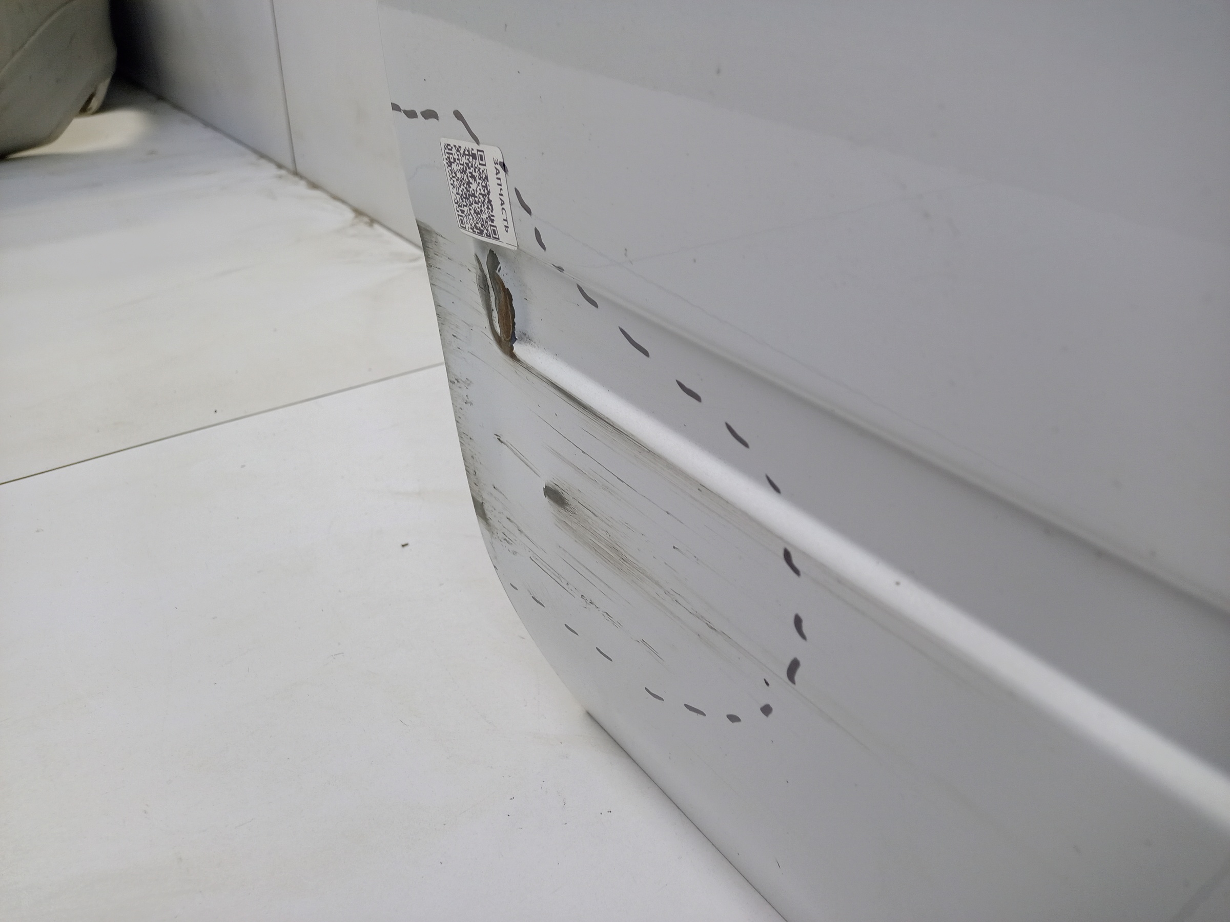 Дверь передняя левая Lada Granta 1