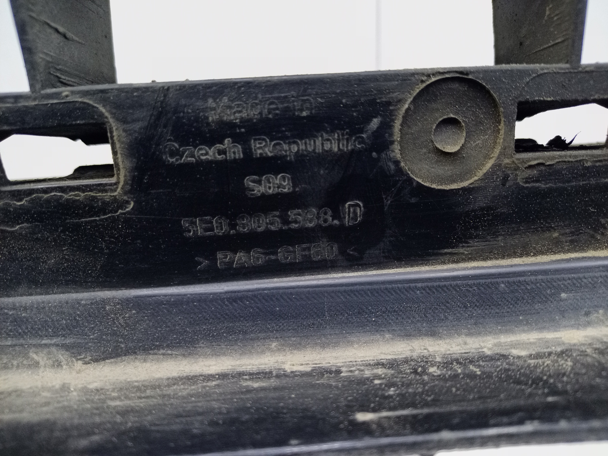 Панель передняя Skoda Octavia A7