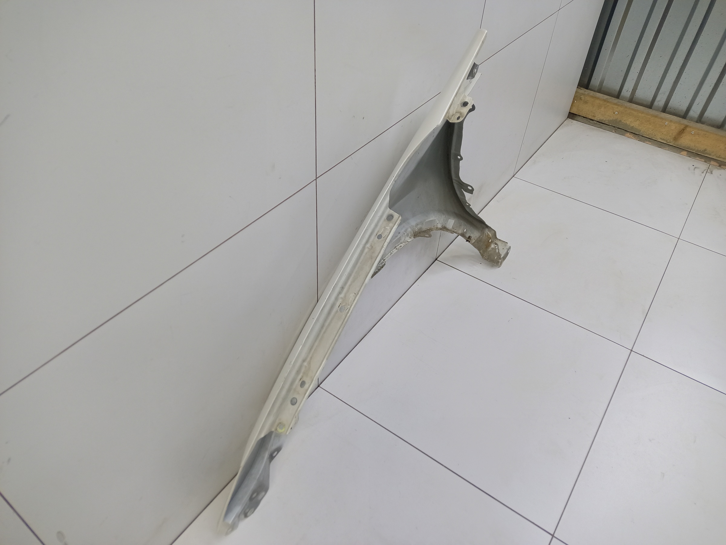 Крыло переднее правое Toyota RAV4 CA40