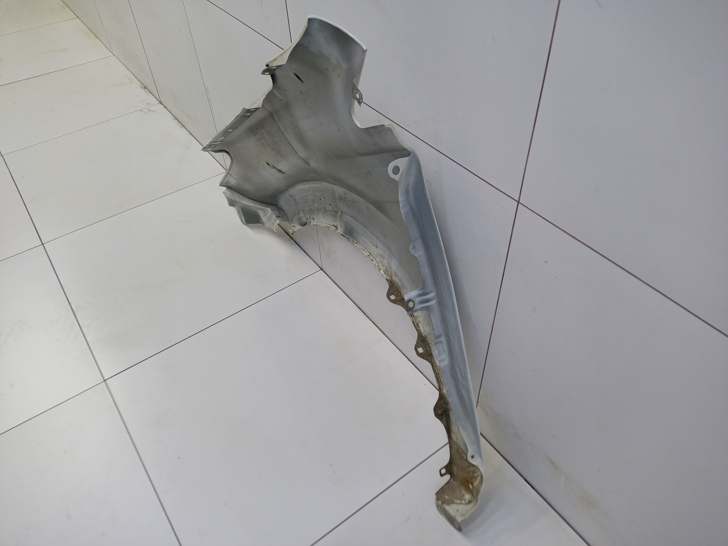 Крыло переднее правое Toyota RAV4 CA40