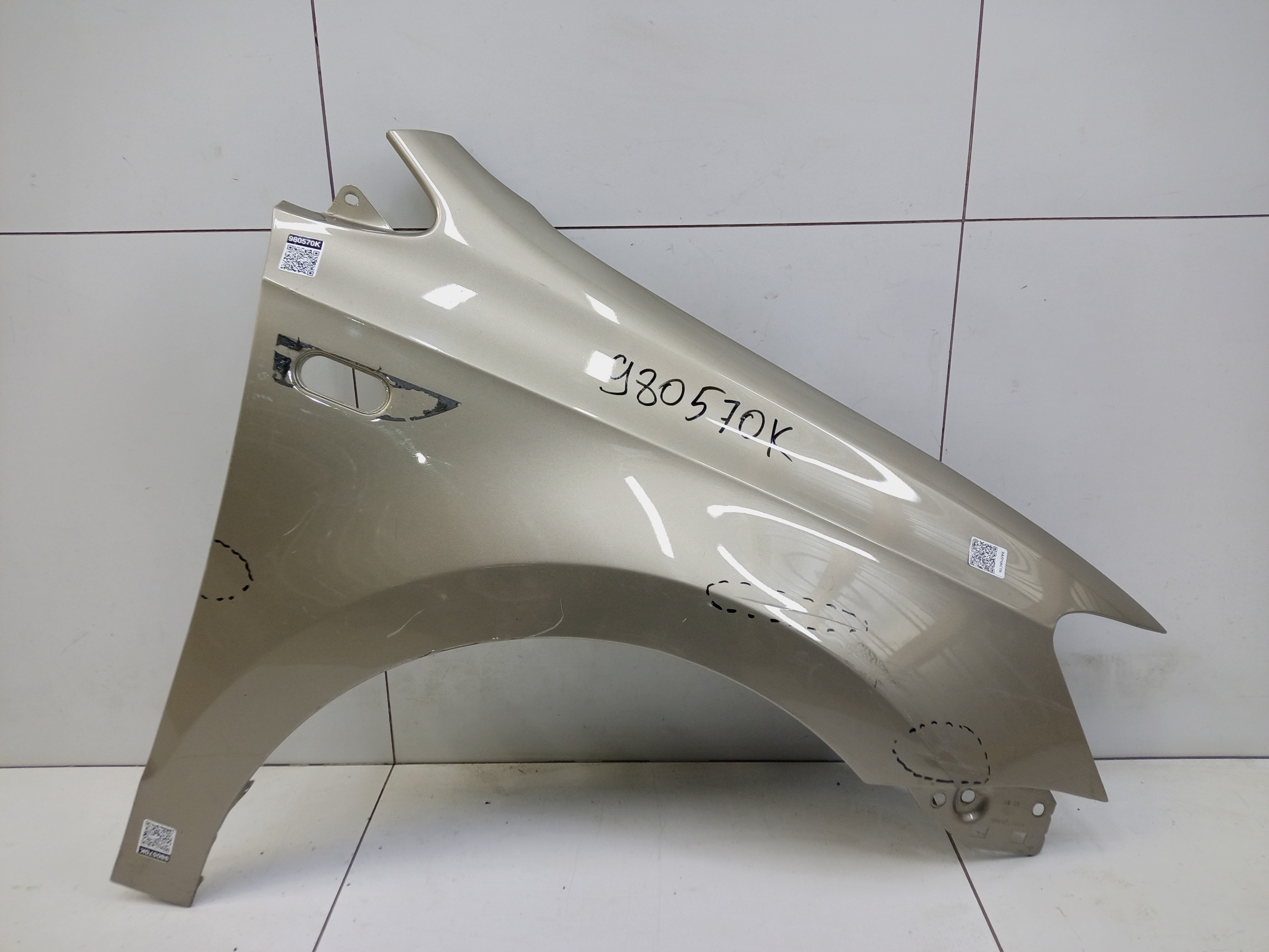 Крыло переднее правое Volkswagen Polo 5 Sedan