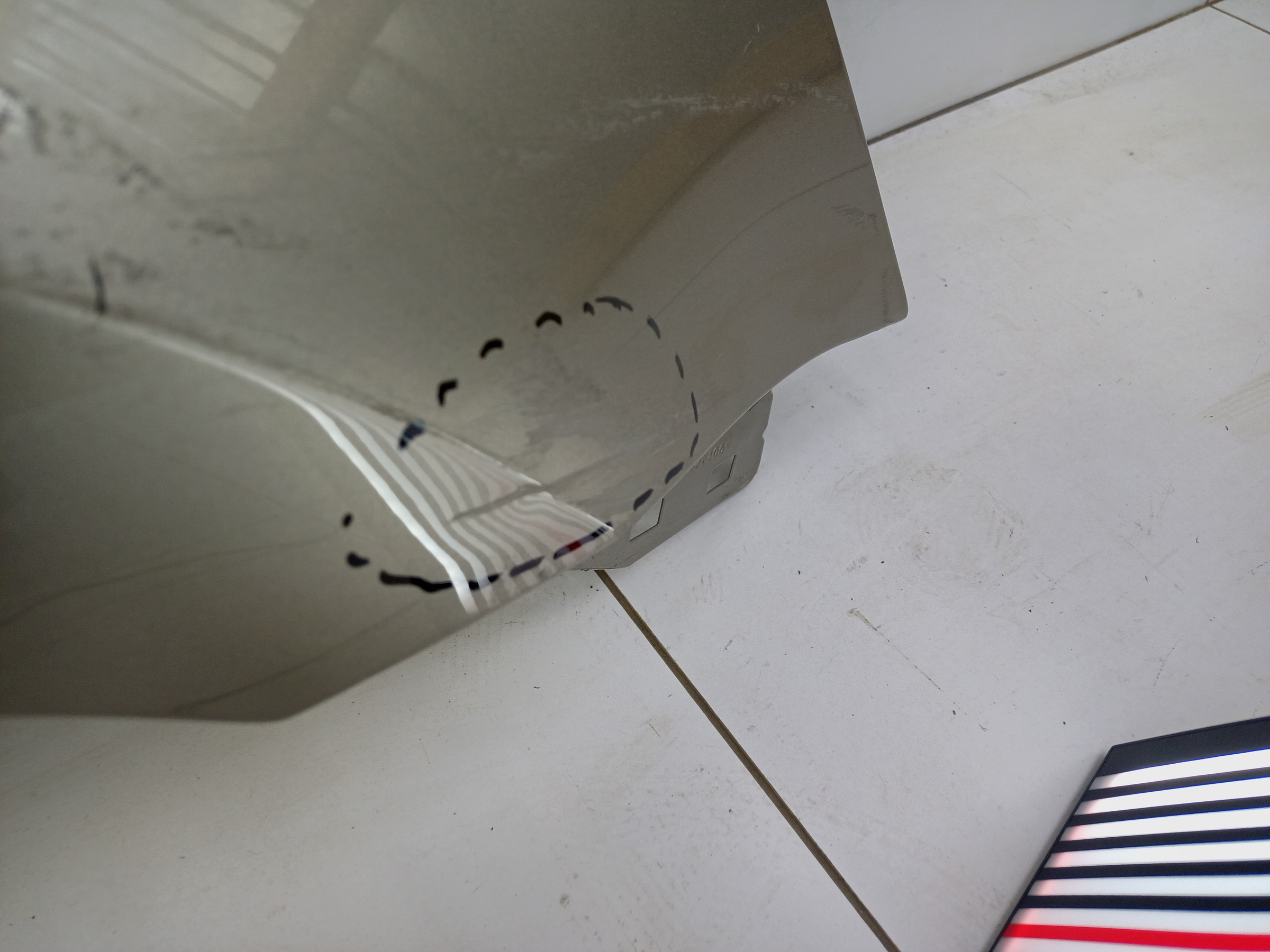 Крыло переднее правое Volkswagen Polo 5 Sedan