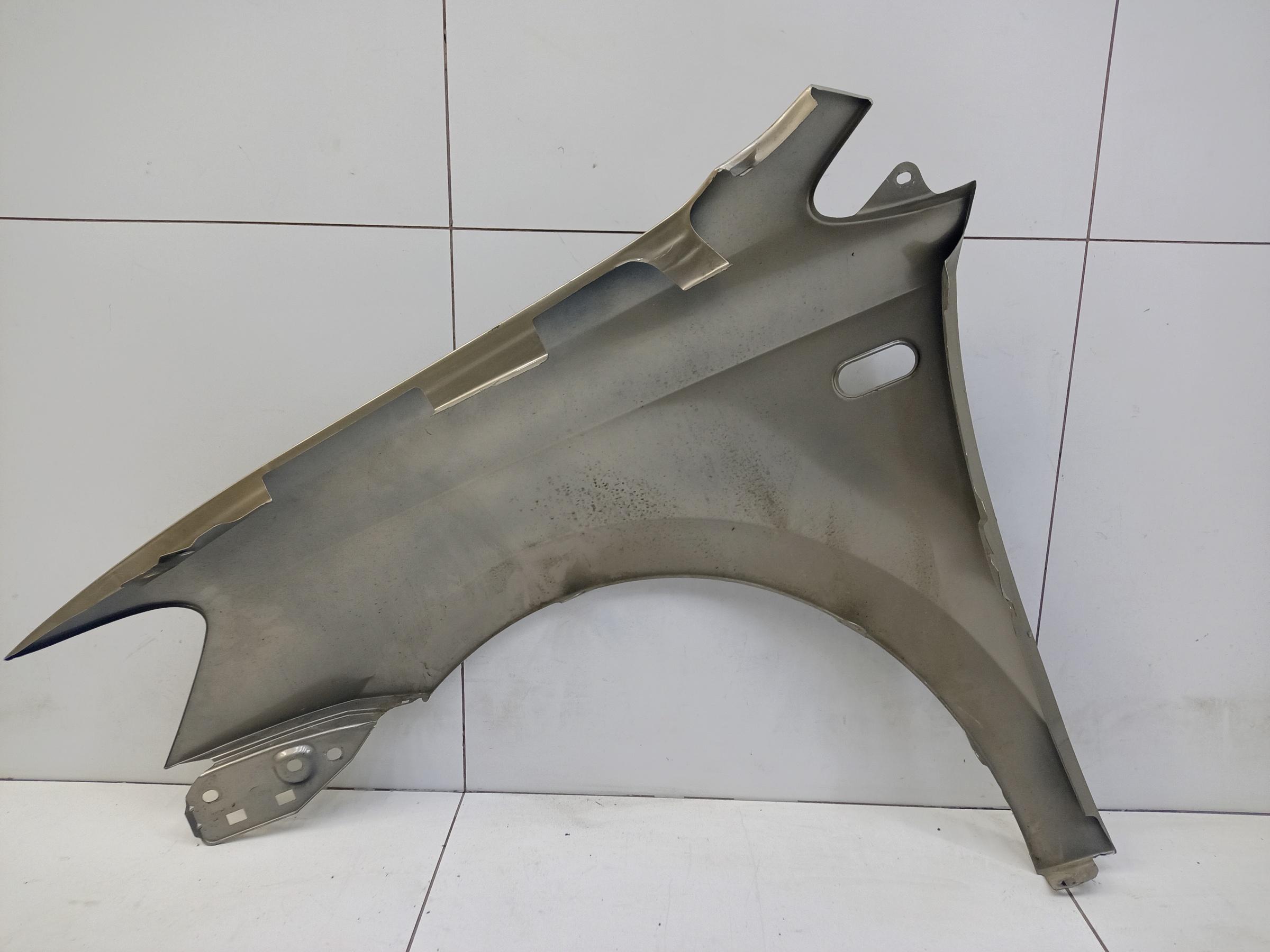 Крыло переднее правое Volkswagen Polo 5 Sedan