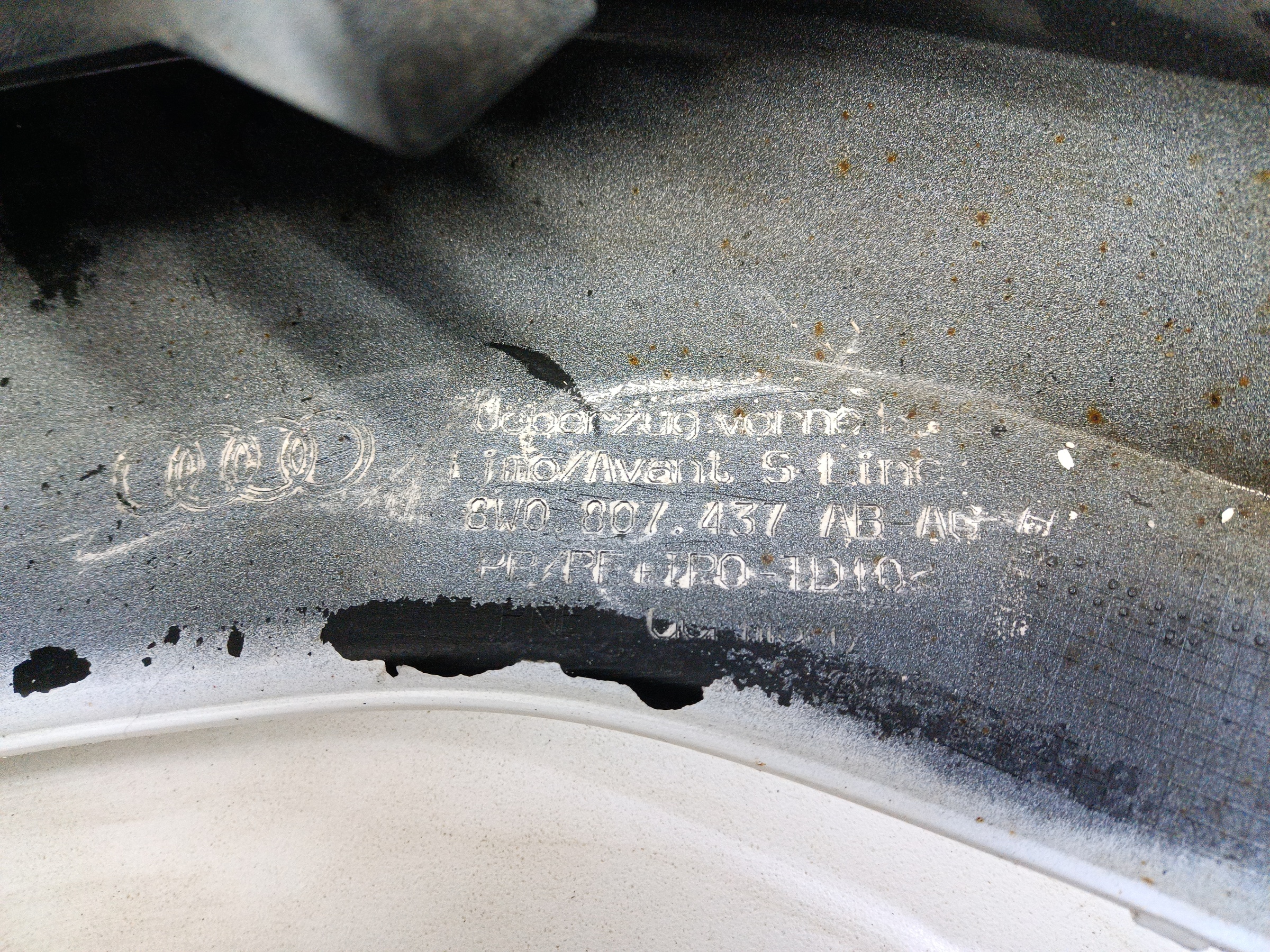 Бампер передний Audi A4 B9 S-Line