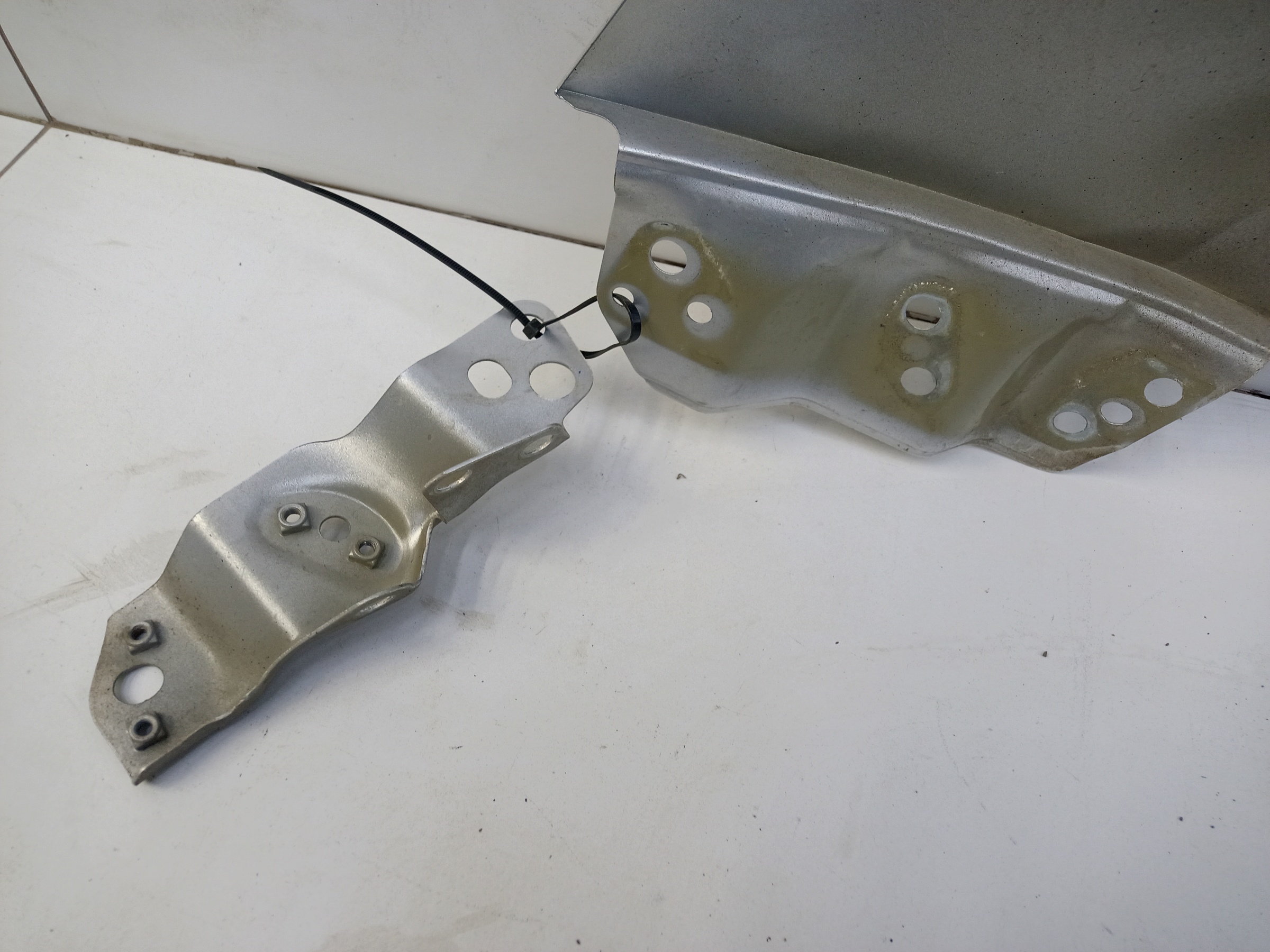 Крыло переднее правое Haval M6 2