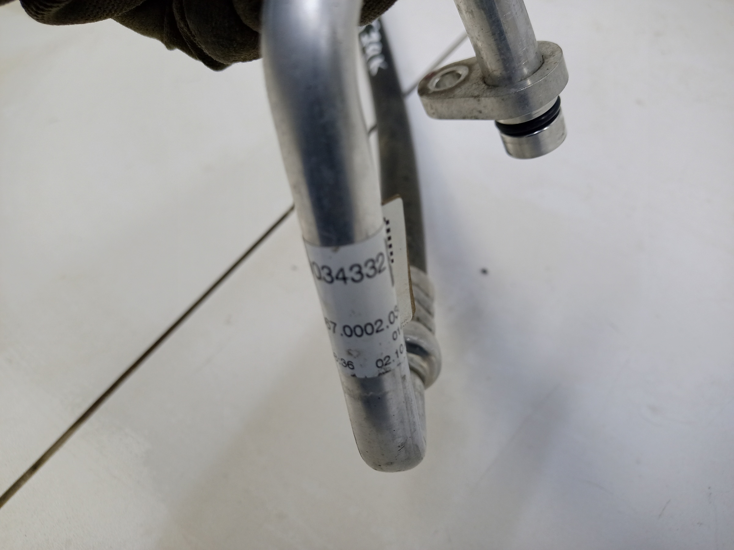 Трубка кондиционера Lada Vesta