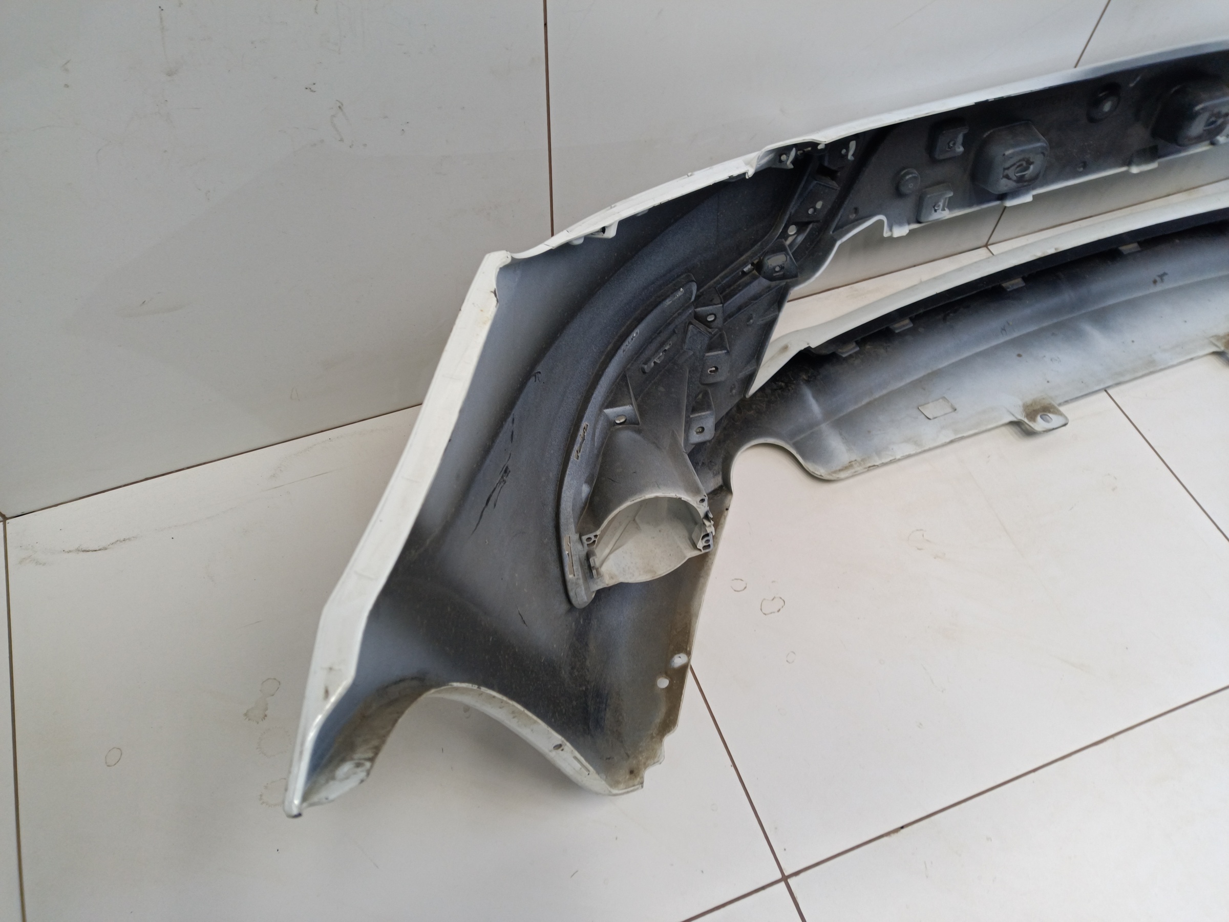 Бампер передний Lada Granta 1 Restail