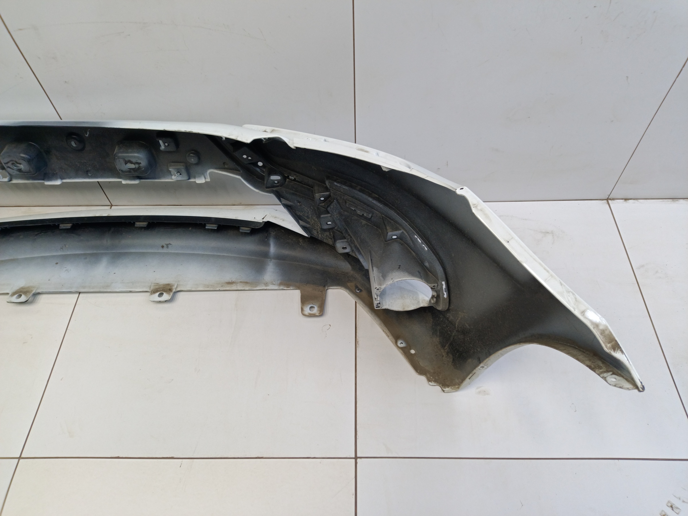 Бампер передний Lada Granta 1 Restail