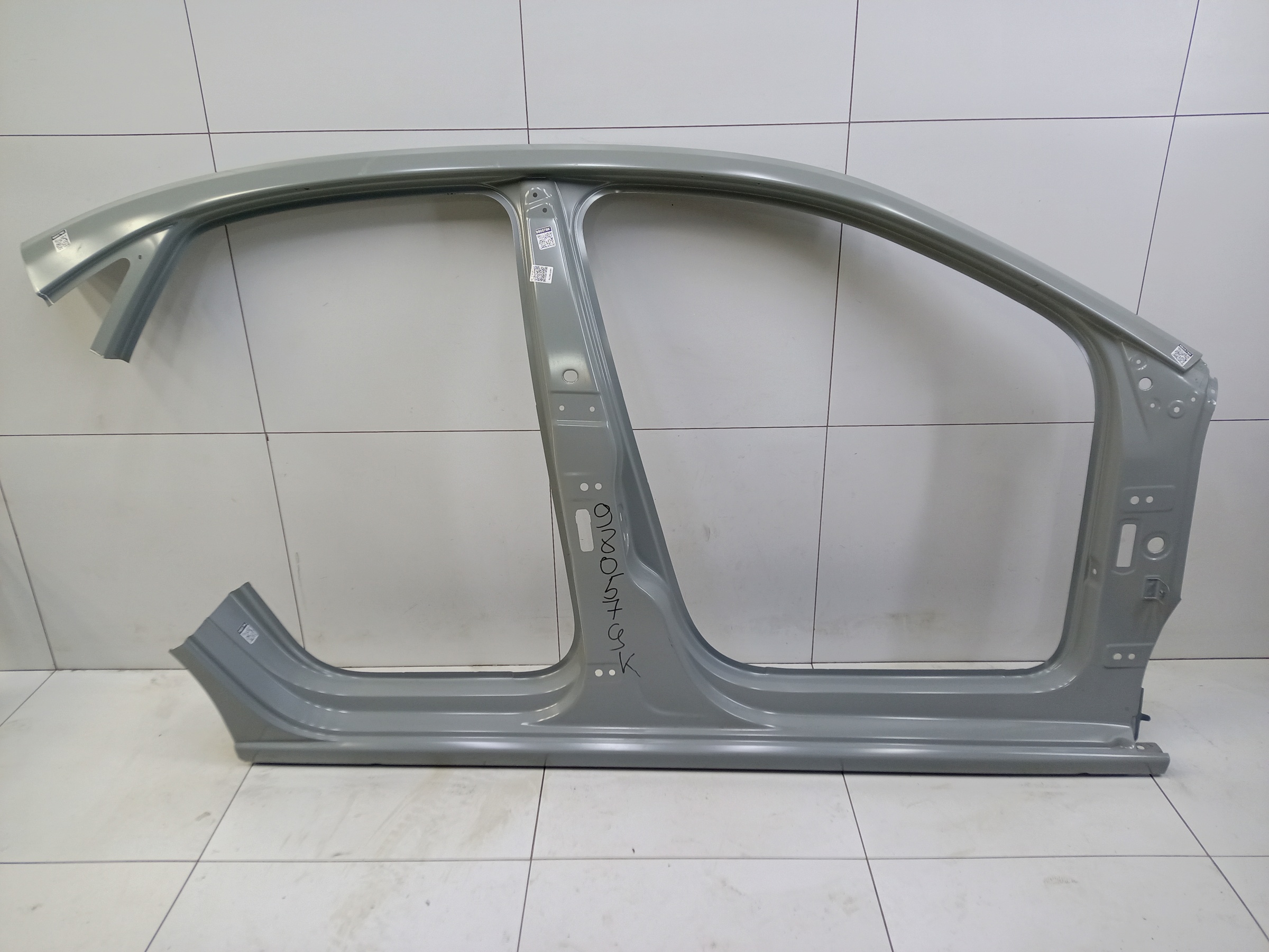 Панель кузова боковая правая Volkswagen Polo 5 Sedan