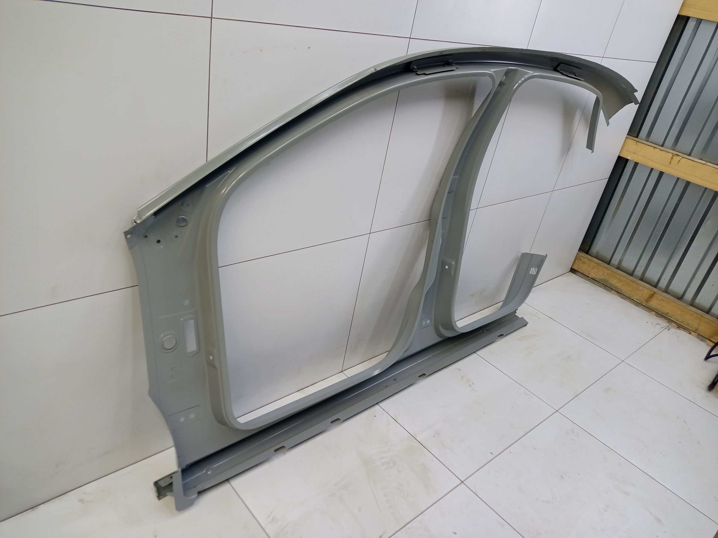 Панель кузова боковая правая Volkswagen Polo 5 Sedan