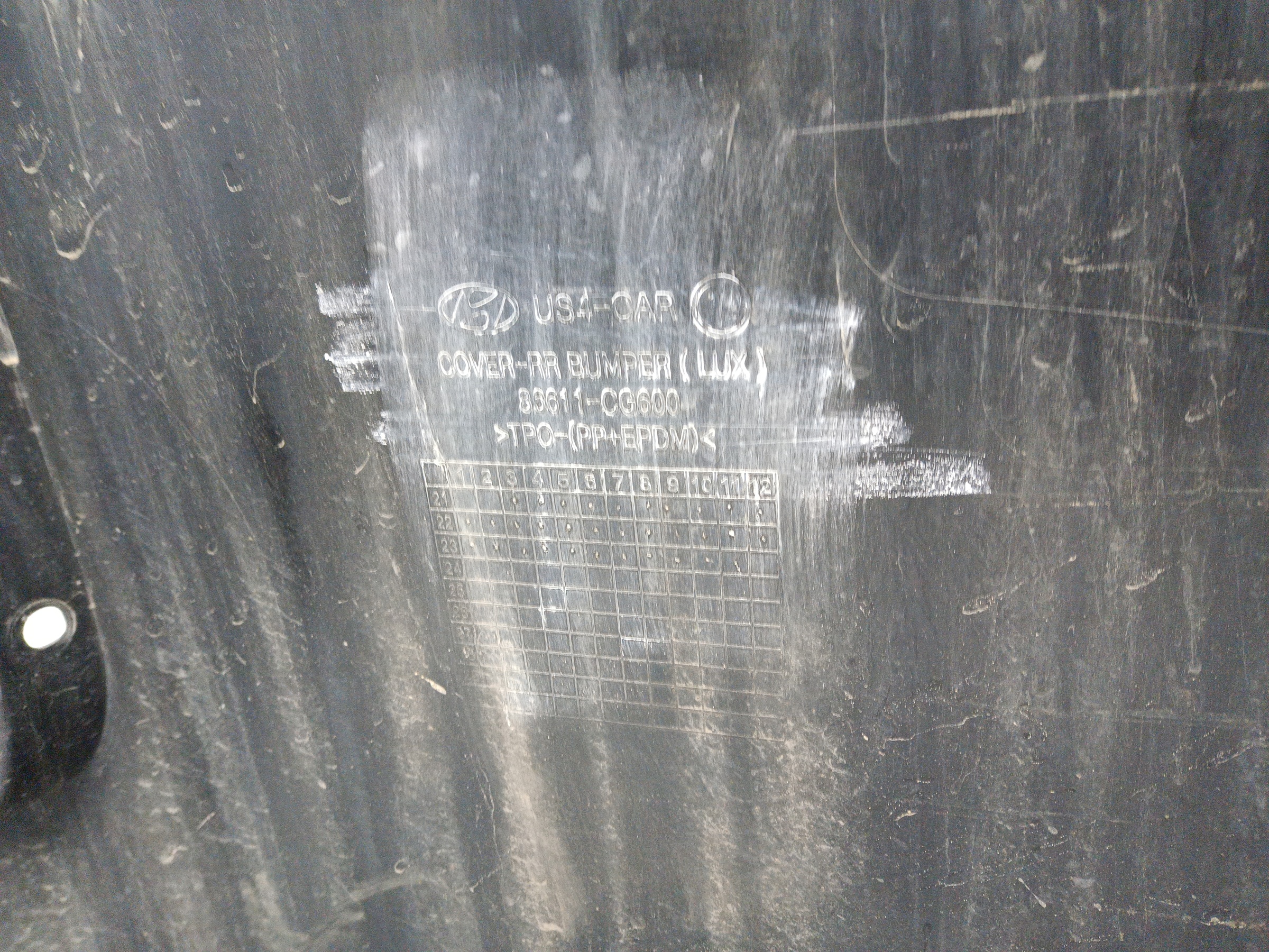 Бампер задний Hyundai Staria