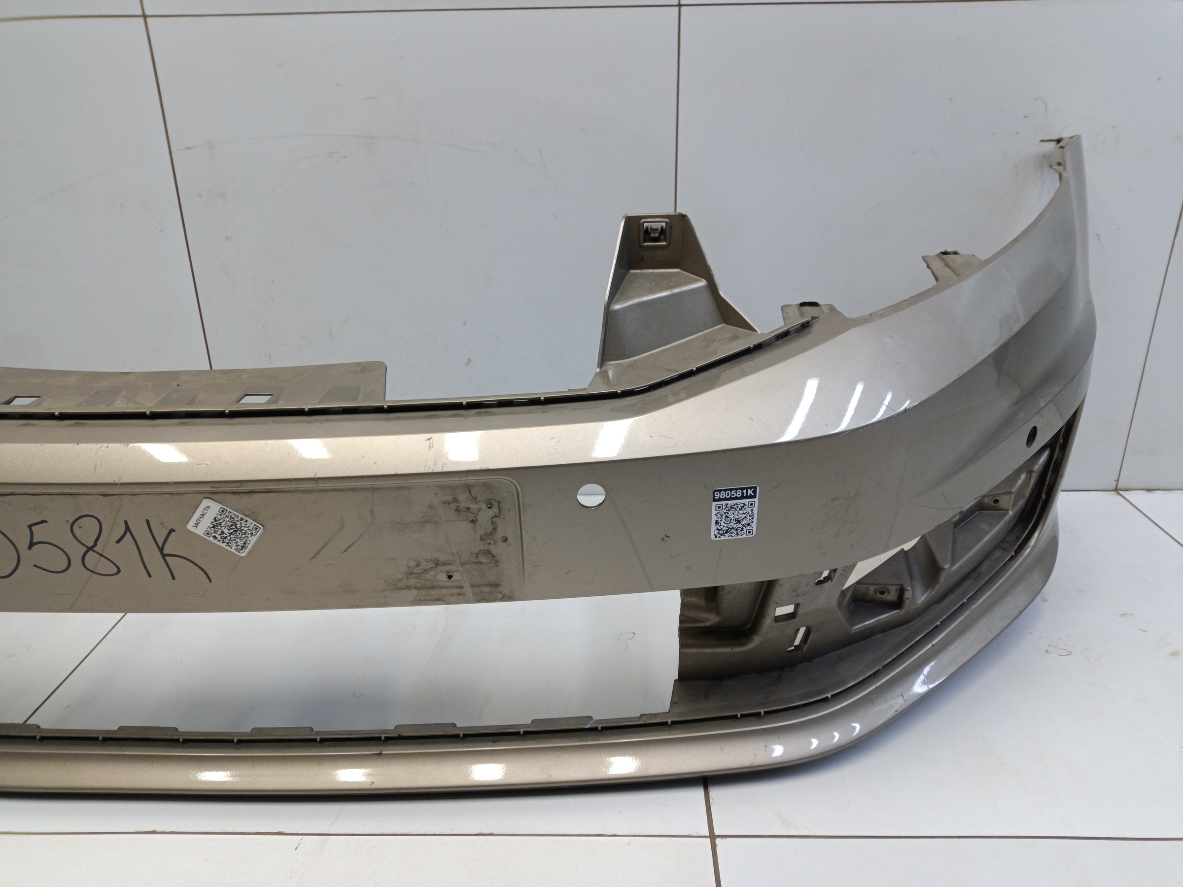 Бампер передний Volkswagen Polo 5 Sedan Restail