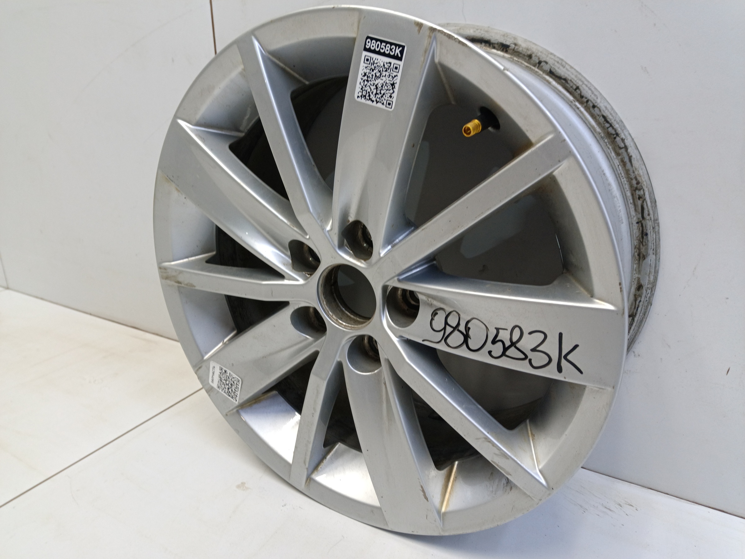 Диск колеса литой Volkswagen Polo 5 R15