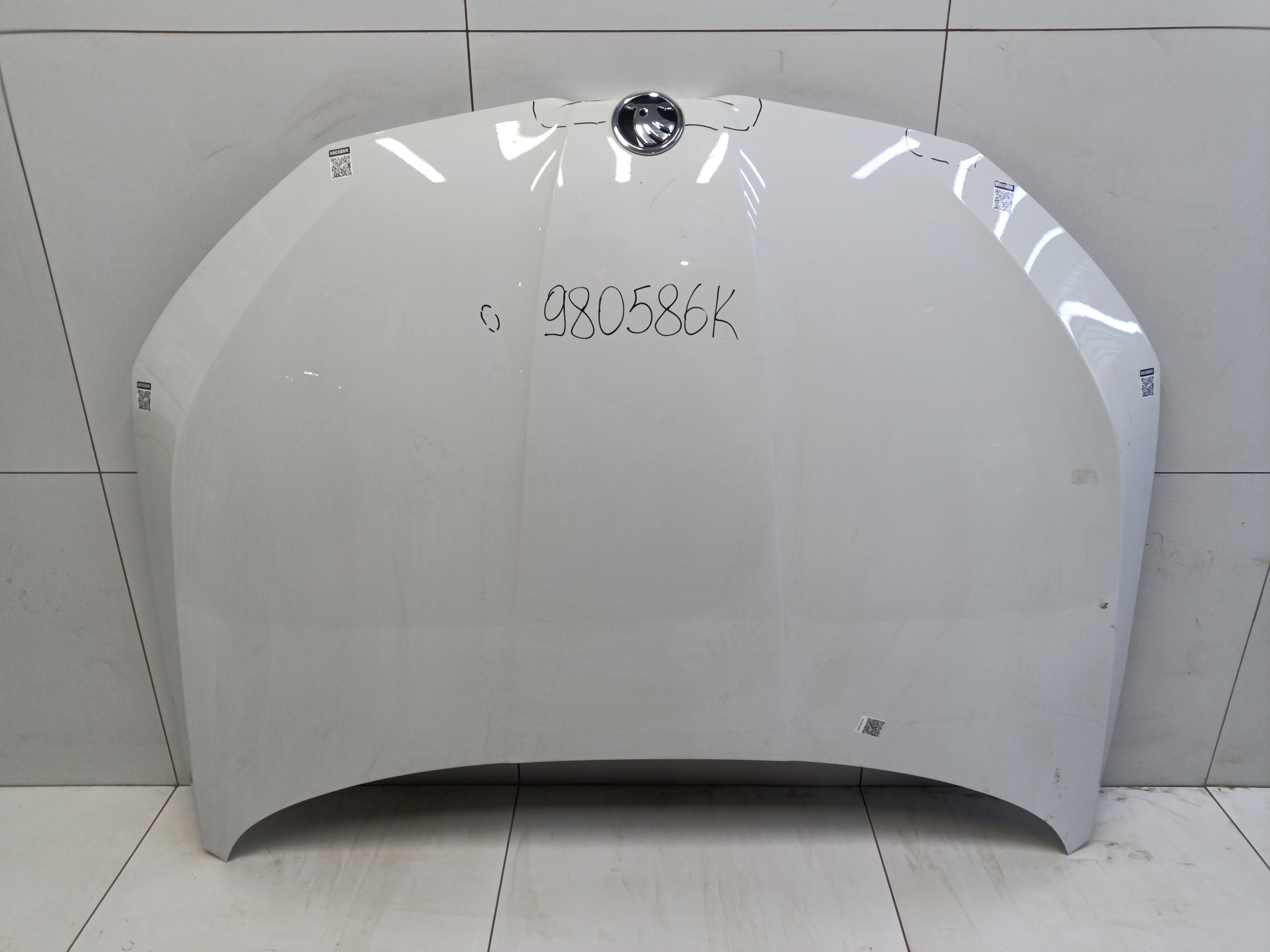 Капот Skoda Rapid 2