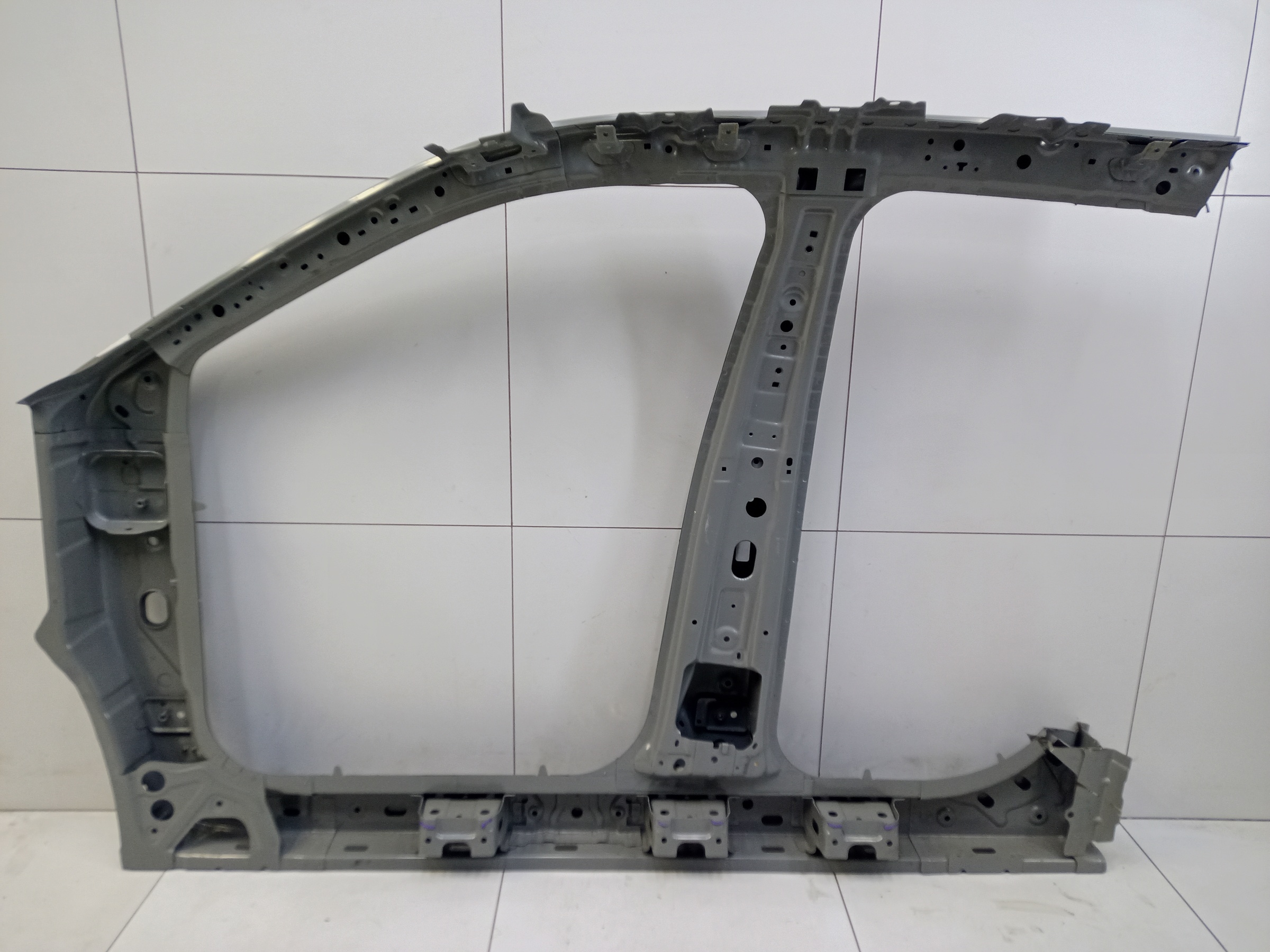 Панель кузова боковая правая Omoda C5