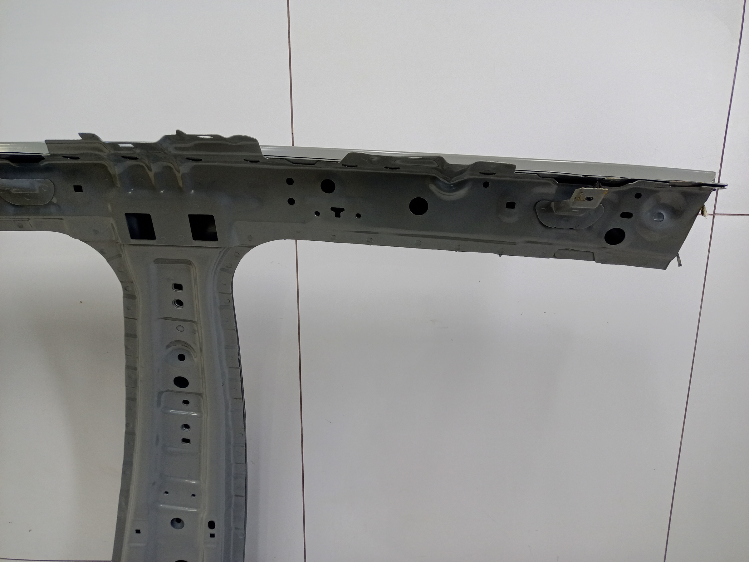 Панель кузова боковая правая Omoda C5