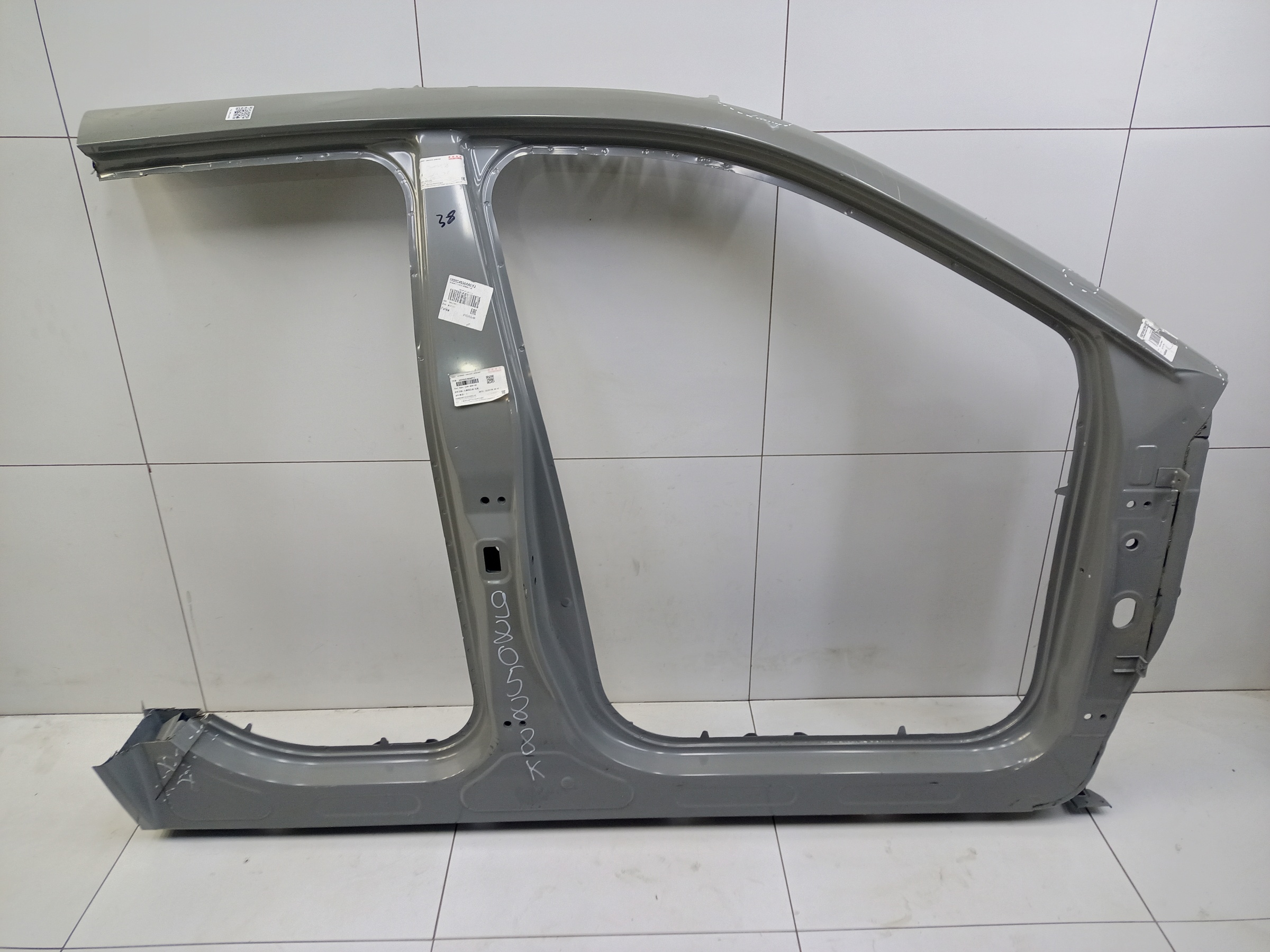 Панель кузова боковая правая Omoda C5