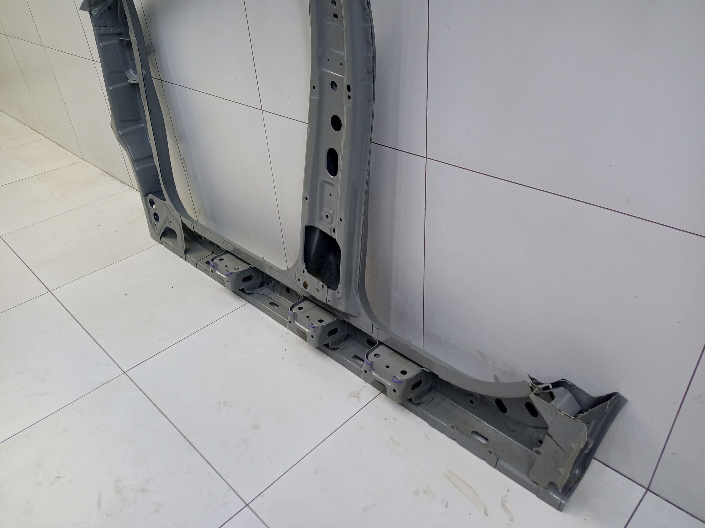 Панель кузова боковая правая Omoda C5